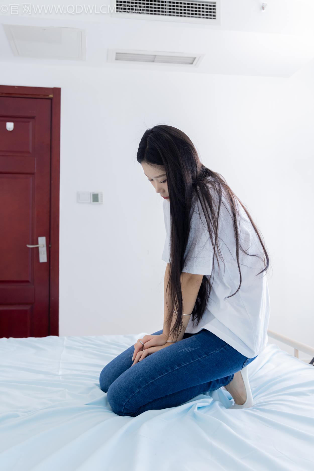 图片[130]-物恋传媒 NO.2329 小竹-帆布鞋、白船袜、肚子疼揉肚子剧情[158P] – 速更版-美库