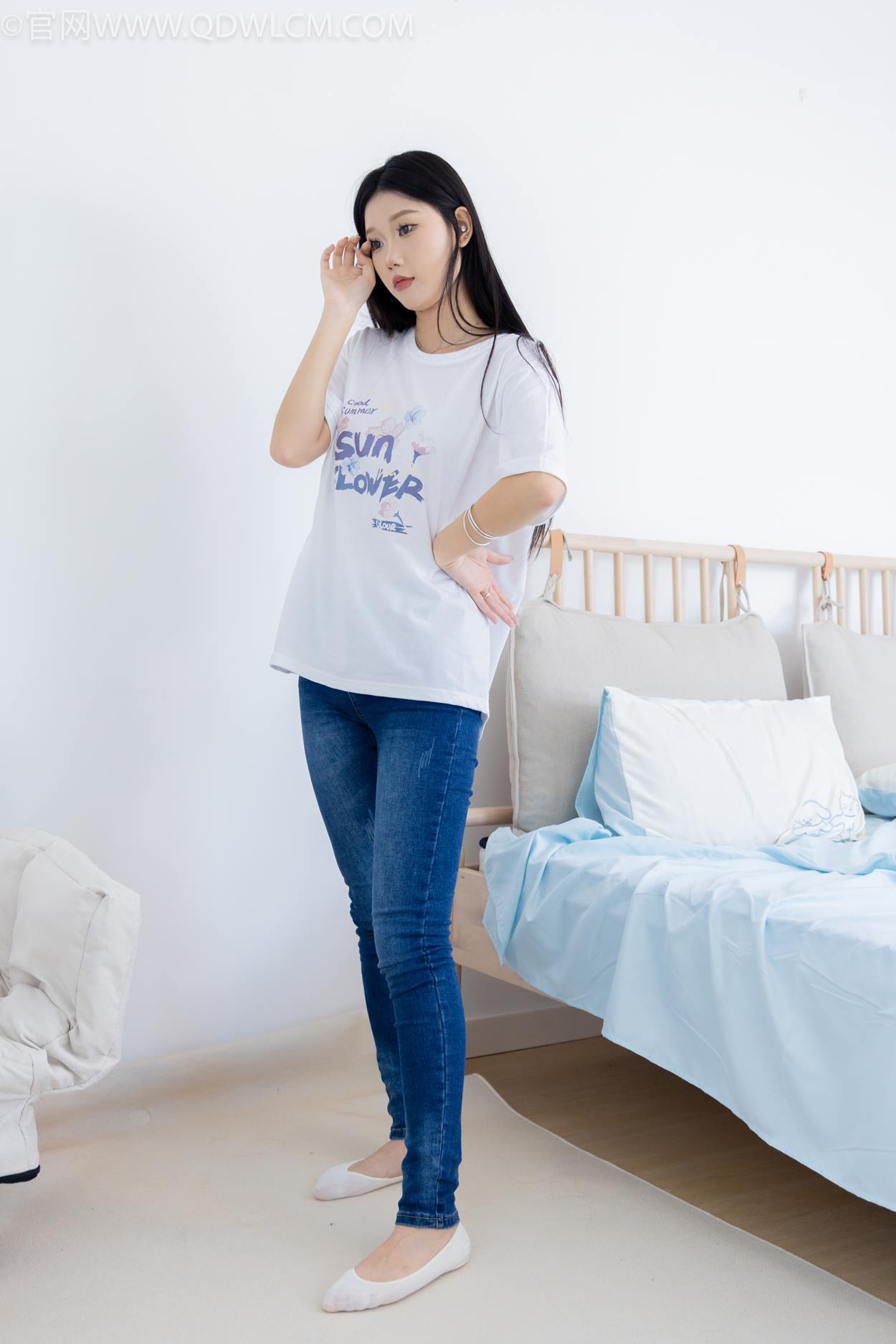 图片[135]-物恋传媒 NO.2329 小竹-帆布鞋、白船袜、肚子疼揉肚子剧情[158P] – 速更版-美库