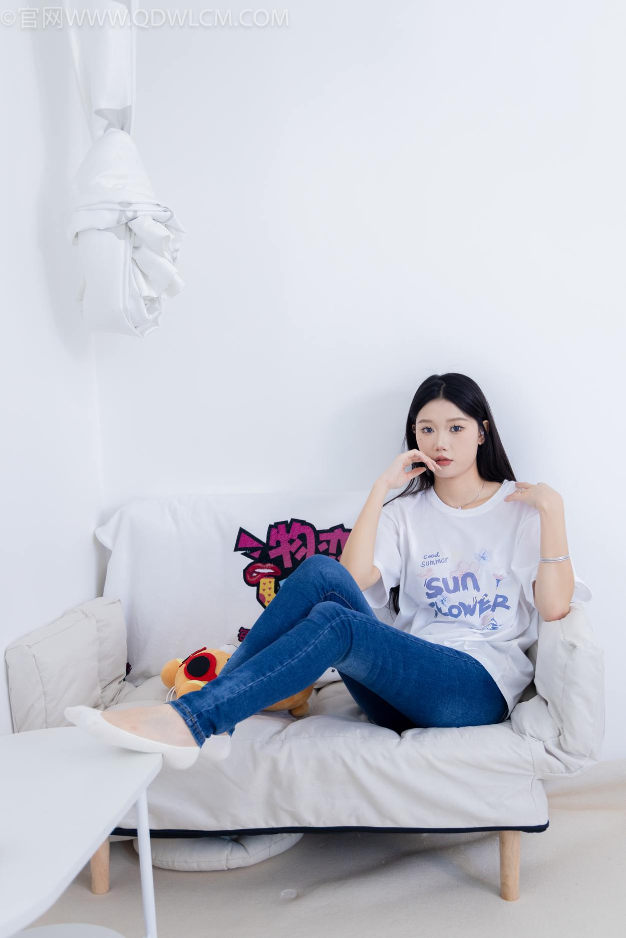 图片[142]-物恋传媒 NO.2329 小竹-帆布鞋、白船袜、肚子疼揉肚子剧情[158P] – 速更版-美库