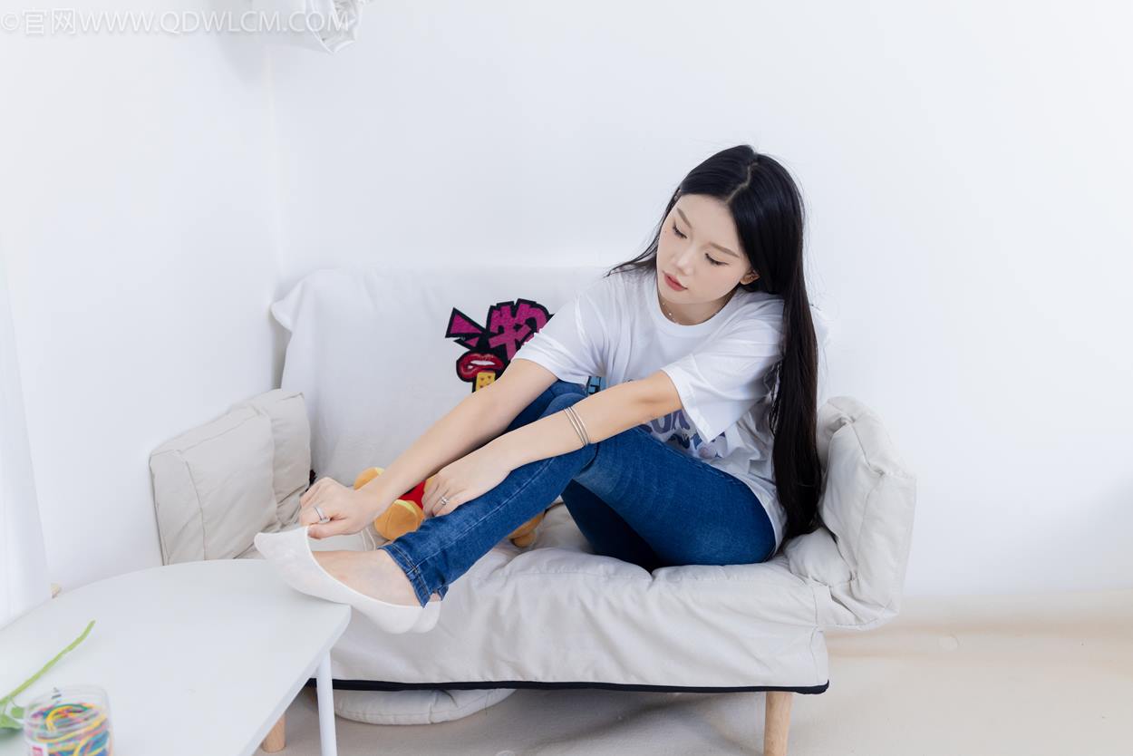 图片[146]-物恋传媒 NO.2329 小竹-帆布鞋、白船袜、肚子疼揉肚子剧情[158P] – 速更版-美库