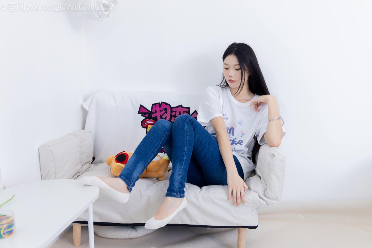 图片[148]-物恋传媒 NO.2329 小竹-帆布鞋、白船袜、肚子疼揉肚子剧情[158P] – 速更版-美库