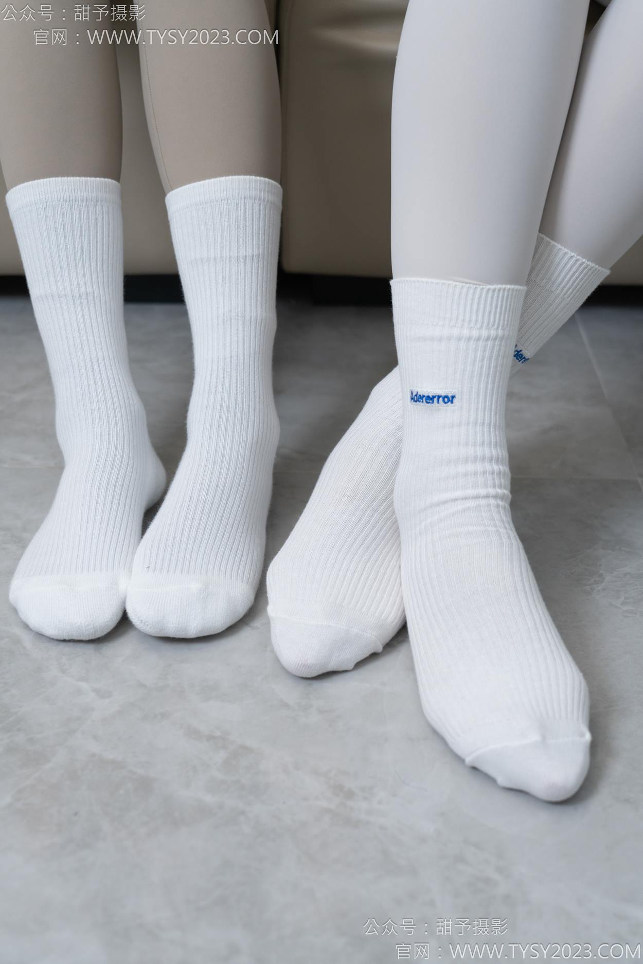 图片[13]-甜予摄影 NO.157 澜澜咖啡豆-帆布鞋、板鞋、白棉袜、薄黑丝、薄肉丝[104P] – 速更版-美库