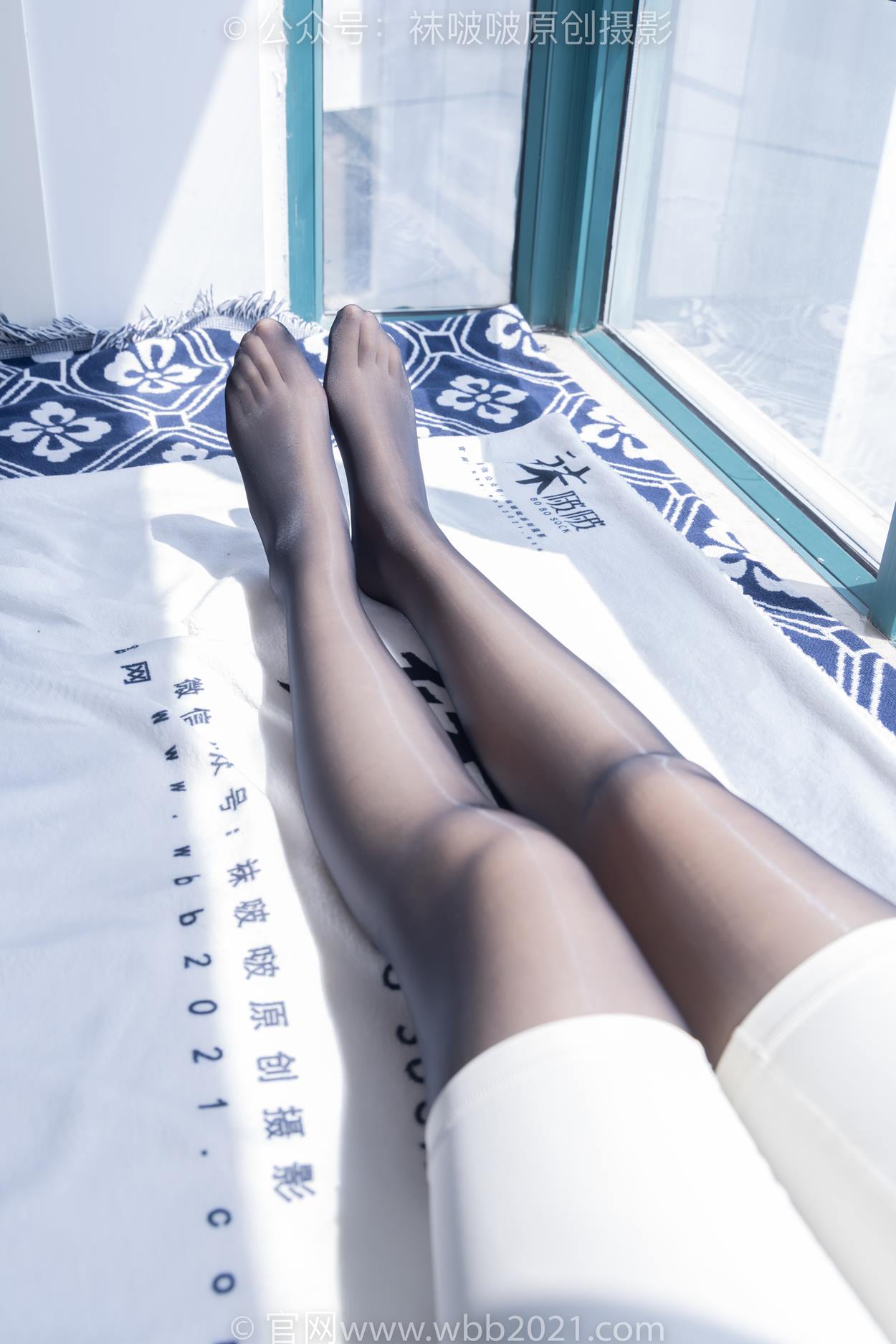 图片[22]-[BoBoSocks袜啵啵]NO.534 小甜豆-高跟长靴、油亮薄黑丝叠穿薄肉丝五指袜、瑜伽短裤裤里丝[144P] – 速更版-美库