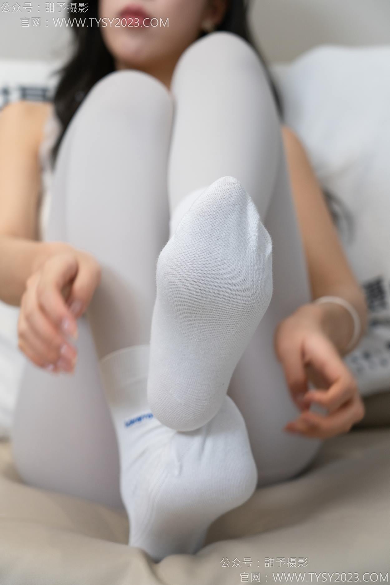 图片[59]-甜予摄影 NO.157 澜澜咖啡豆-帆布鞋、板鞋、白棉袜、薄黑丝、薄肉丝[104P] – 速更版-美库
