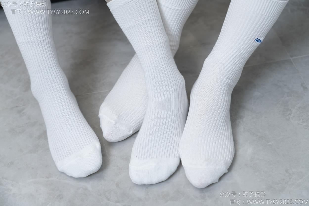 图片[75]-甜予摄影 NO.157 澜澜咖啡豆-帆布鞋、板鞋、白棉袜、薄黑丝、薄肉丝[104P] – 速更版-美库