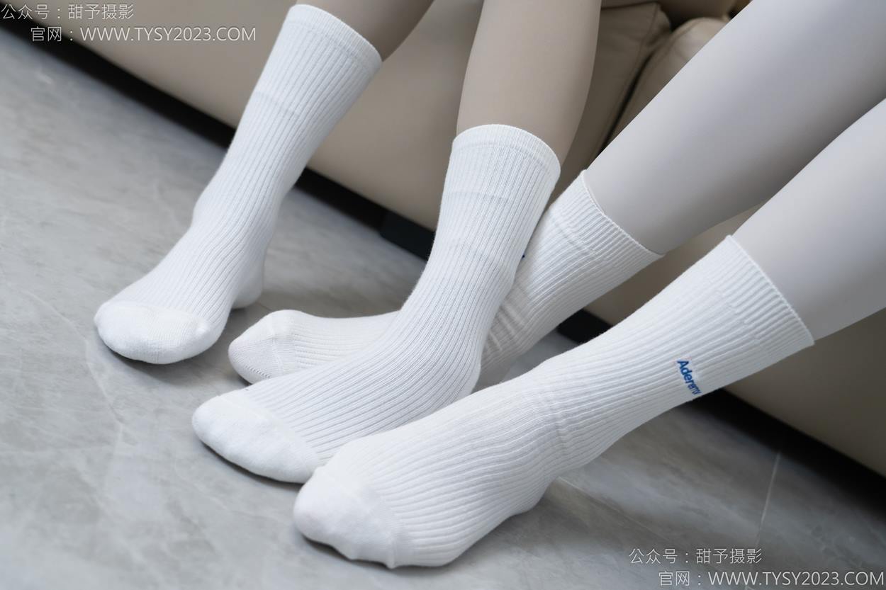 图片[78]-甜予摄影 NO.157 澜澜咖啡豆-帆布鞋、板鞋、白棉袜、薄黑丝、薄肉丝[104P] – 速更版-美库