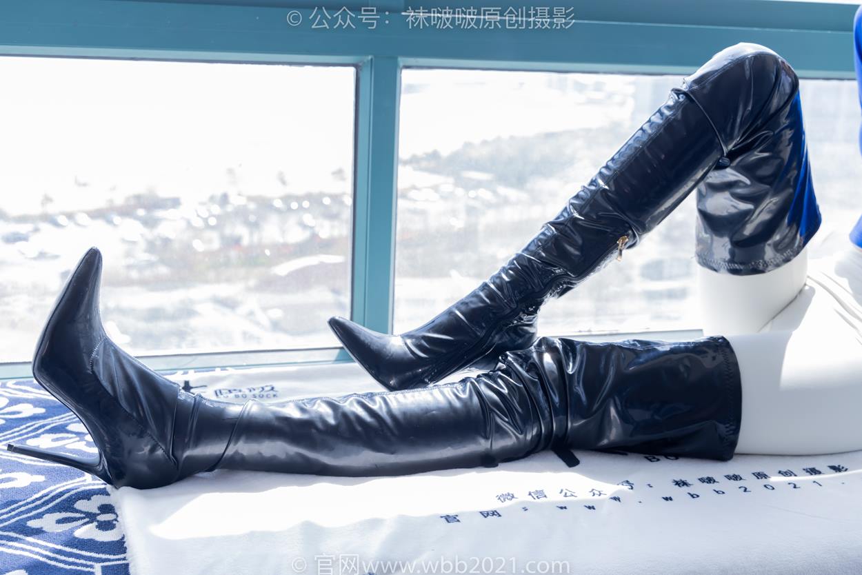 图片[84]-[BoBoSocks袜啵啵]NO.534 小甜豆-高跟长靴、油亮薄黑丝叠穿薄肉丝五指袜、瑜伽短裤裤里丝[144P] – 速更版-美库