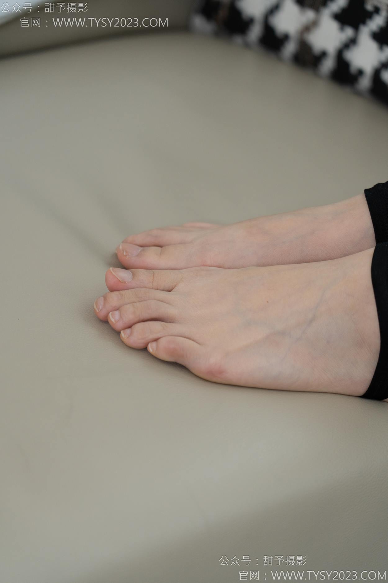 图片[78]-甜予摄影 NO.158 梦梦-高跟鞋、短肉丝、短黑丝、裸足[130P] – 速更版-美库