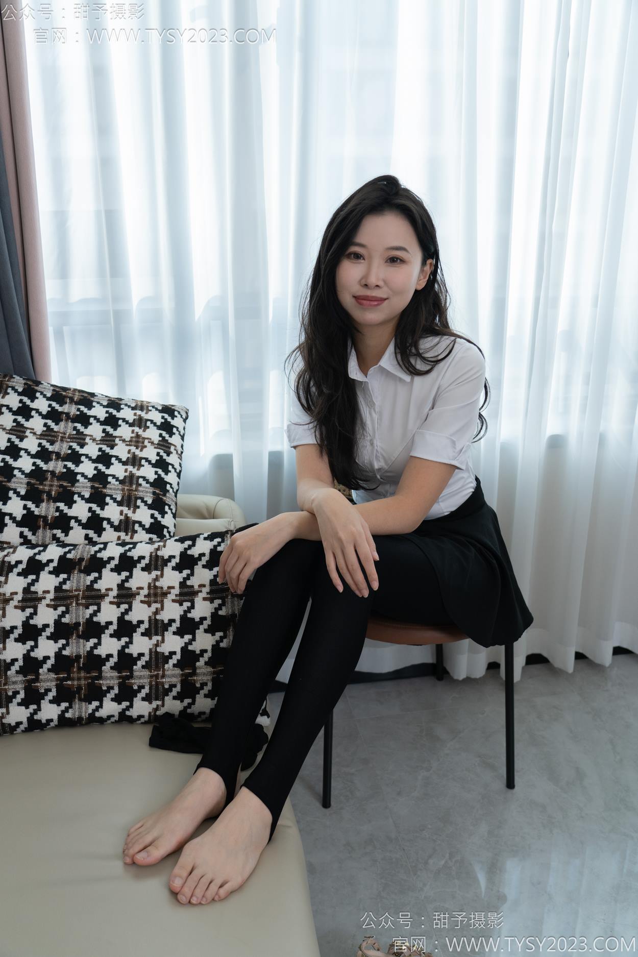 图片[80]-甜予摄影 NO.158 梦梦-高跟鞋、短肉丝、短黑丝、裸足[130P] – 速更版-美库