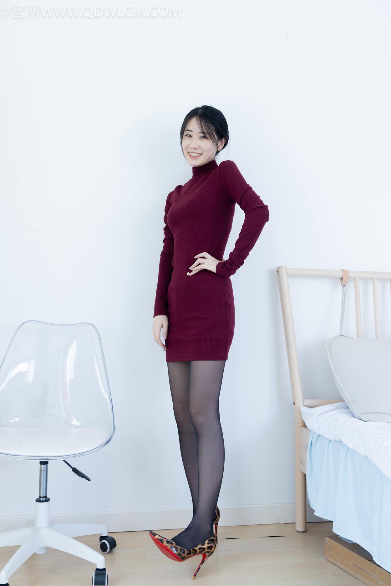 图片[15]-物恋传媒 NO.2331 菜菜-高跟鞋、薄黑丝、裸足[168P] – 速更版-美库