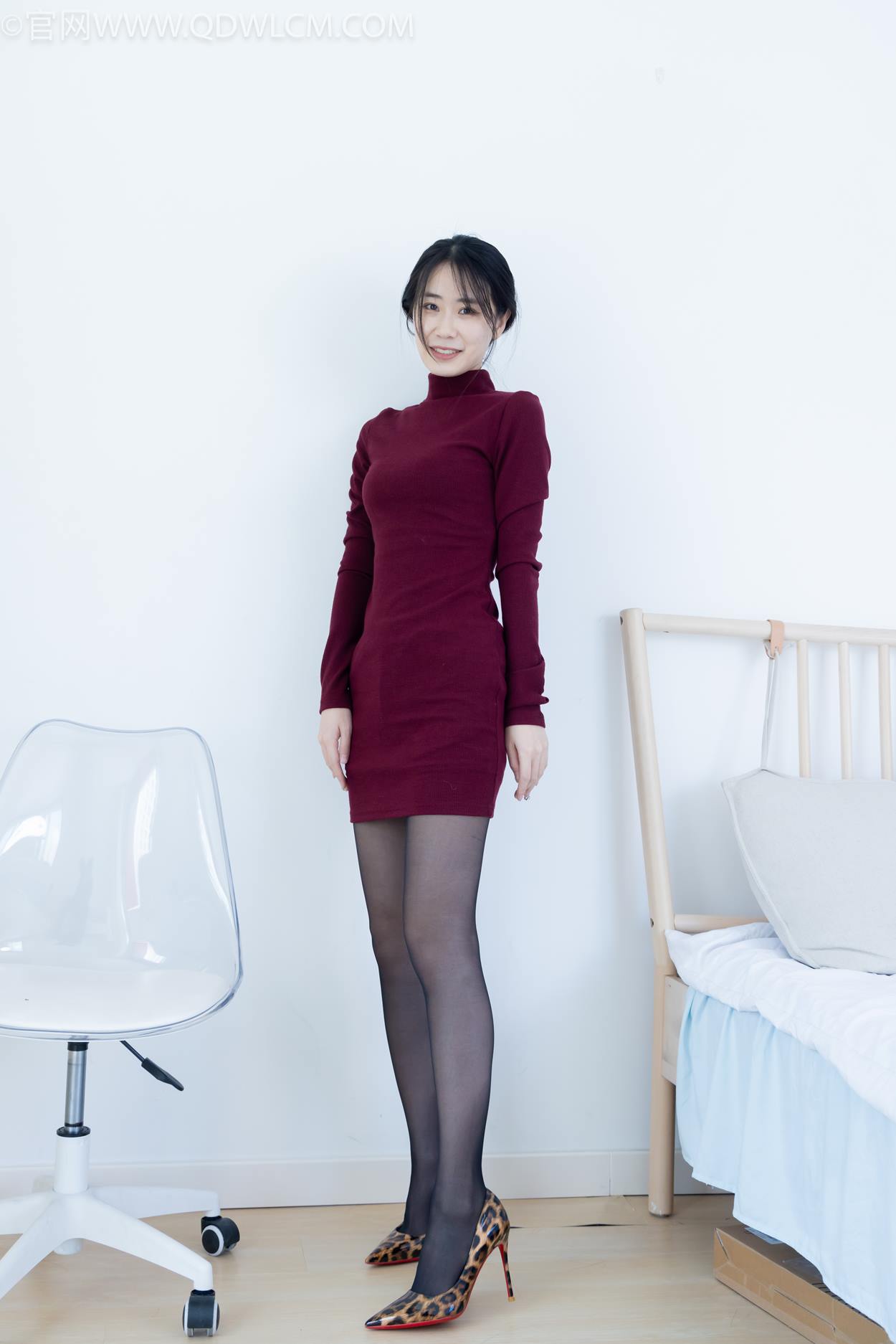 图片[20]-物恋传媒 NO.2331 菜菜-高跟鞋、薄黑丝、裸足[168P] – 速更版-美库