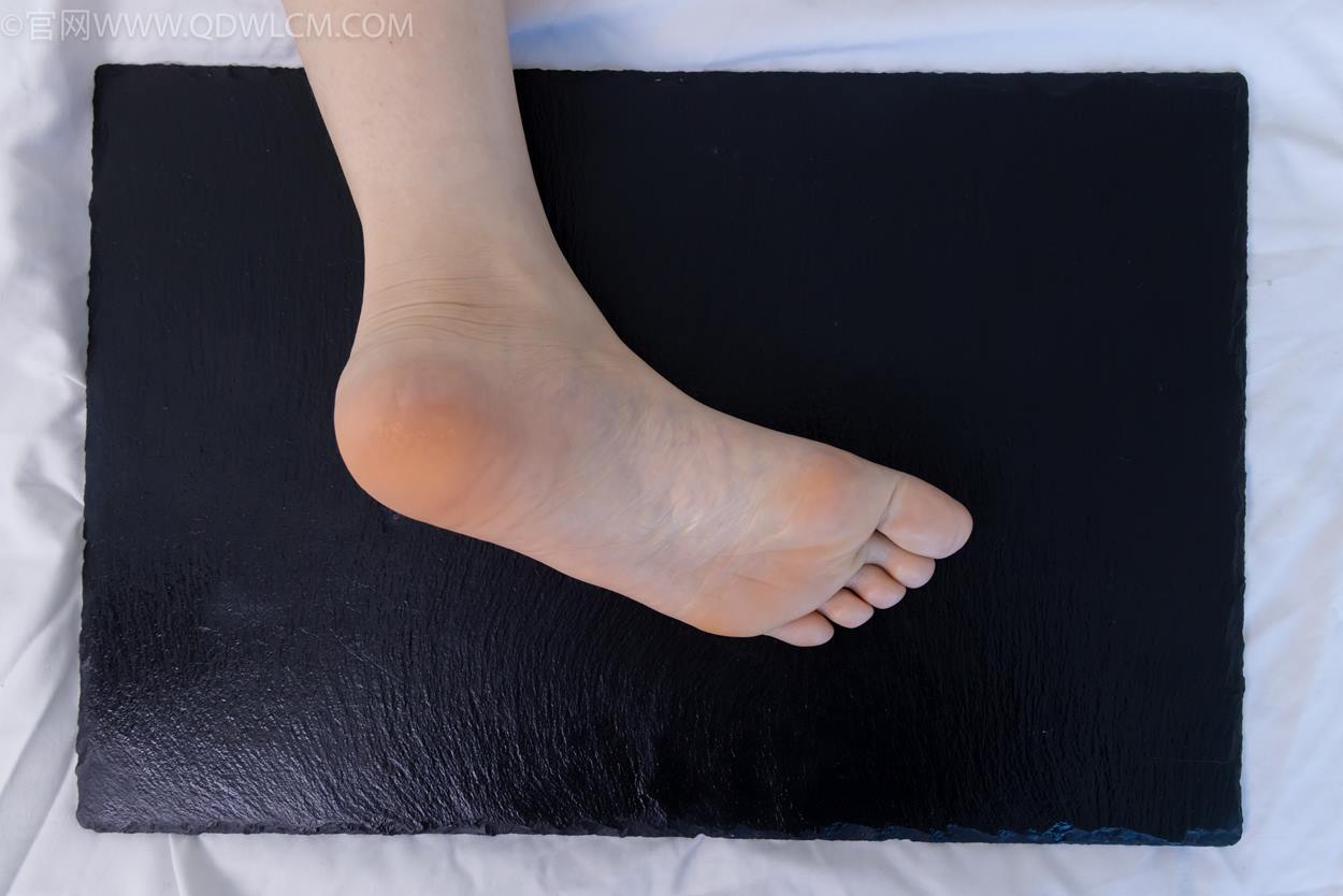 图片[79]-物恋传媒 NO.2331 菜菜-高跟鞋、薄黑丝、裸足[168P] – 速更版-美库