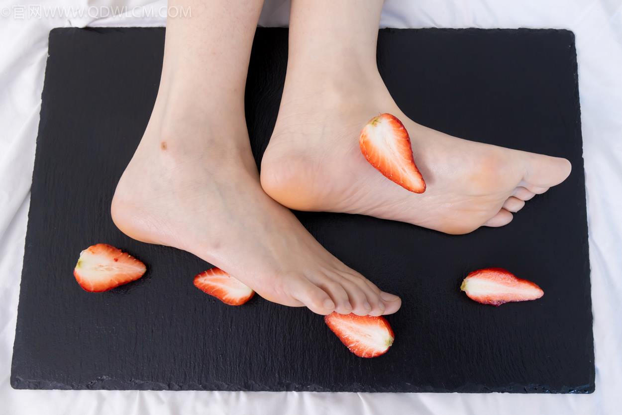 图片[96]-物恋传媒 NO.2331 菜菜-高跟鞋、薄黑丝、裸足[168P] – 速更版-美库