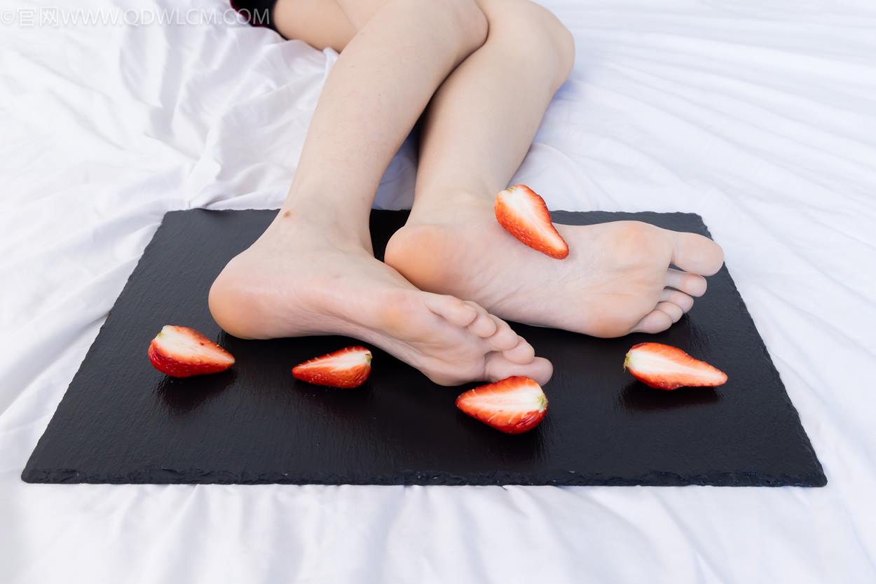 图片[99]-物恋传媒 NO.2331 菜菜-高跟鞋、薄黑丝、裸足[168P] – 速更版-美库