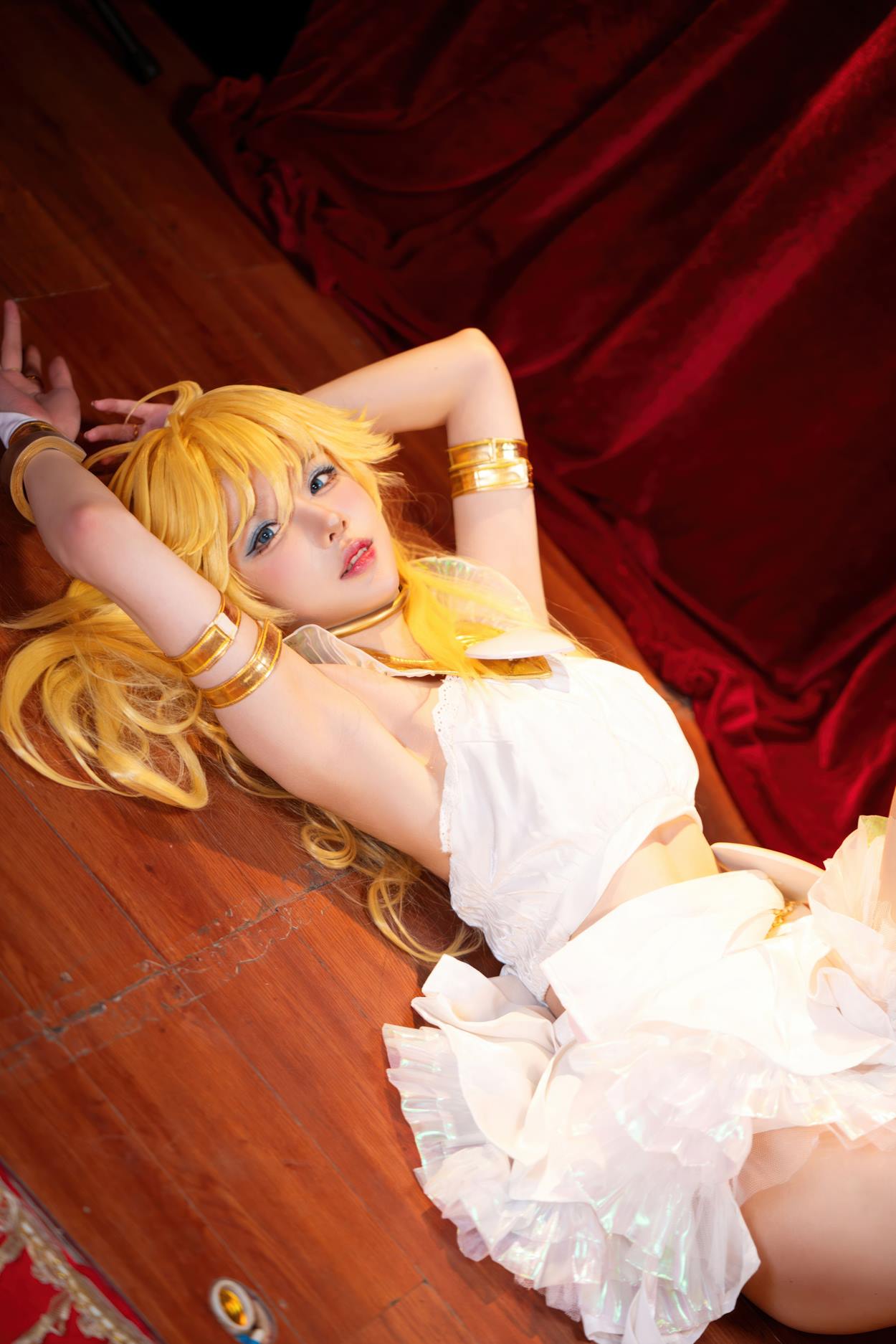 图片[17]-阿包也是兔娘 & 苏苏苏Sofia – 吊带袜天使[20P] – 速更版-美库