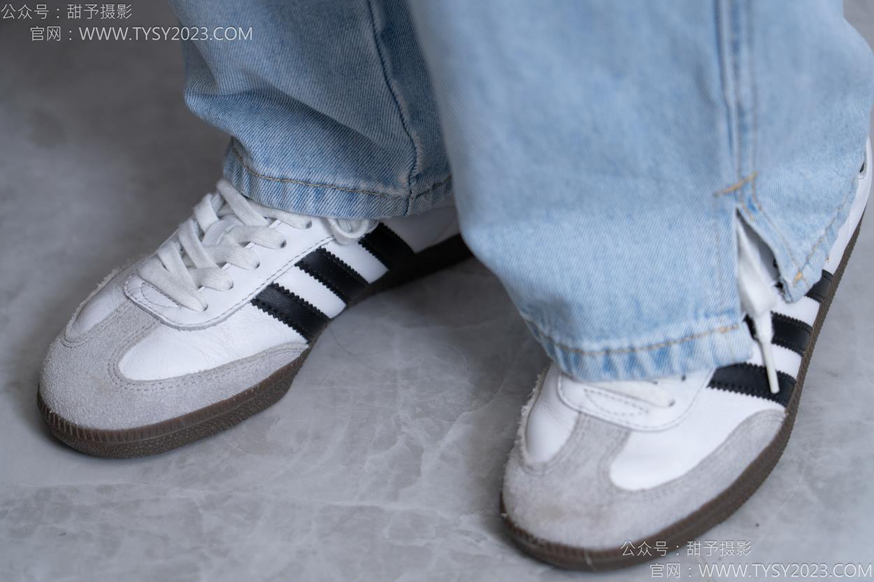 图片[19]-甜予摄影 NO.160 番茄-板鞋、印花棉袜、裸足[105P] – 速更版-美库