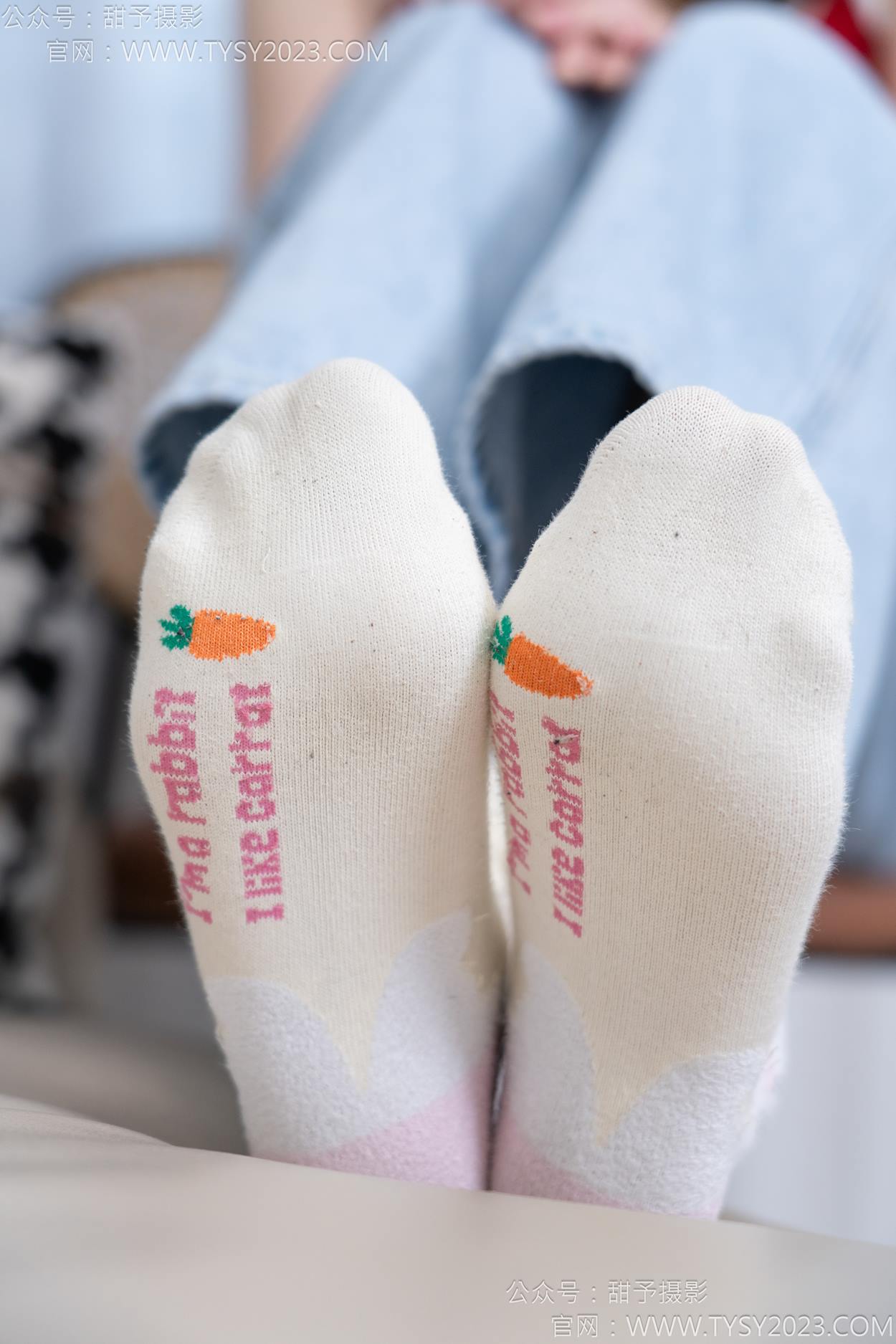 图片[44]-甜予摄影 NO.160 番茄-板鞋、印花棉袜、裸足[105P] – 速更版-美库