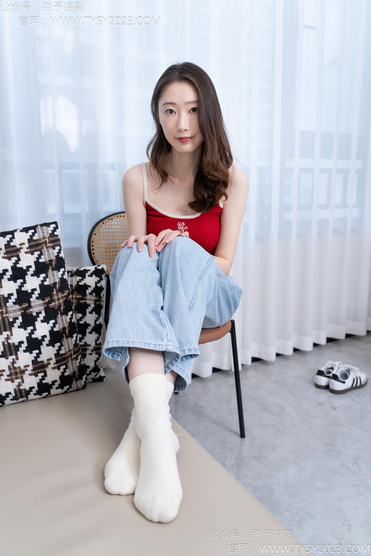 图片[52]-甜予摄影 NO.160 番茄-板鞋、印花棉袜、裸足[105P] – 速更版-美库