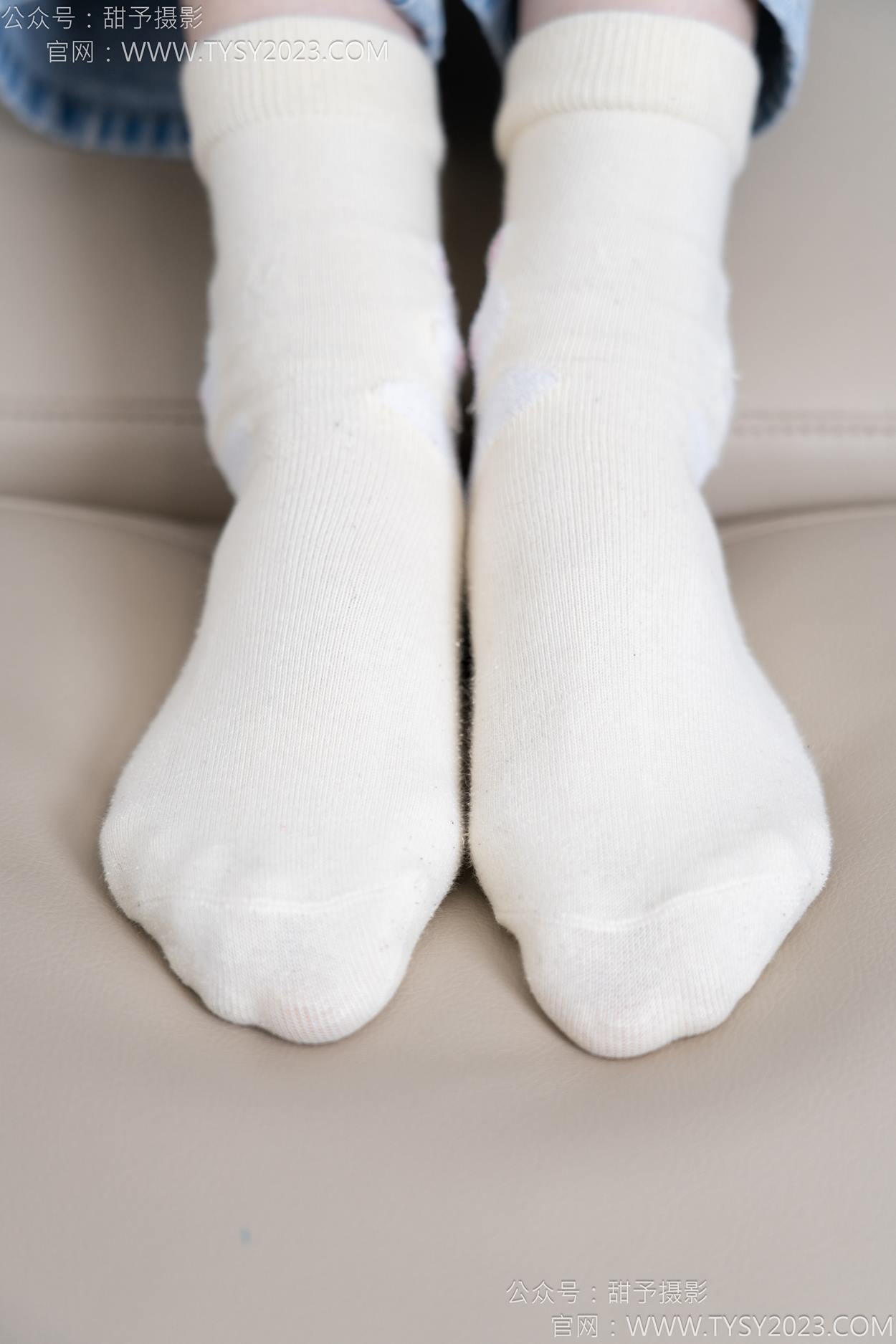 图片[62]-甜予摄影 NO.160 番茄-板鞋、印花棉袜、裸足[105P] – 速更版-美库