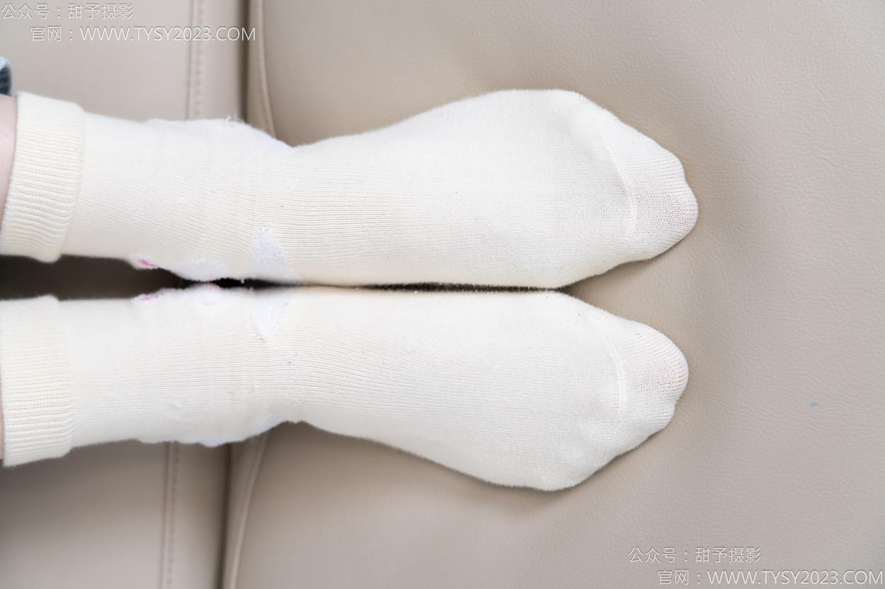 图片[63]-甜予摄影 NO.160 番茄-板鞋、印花棉袜、裸足[105P] – 速更版-美库