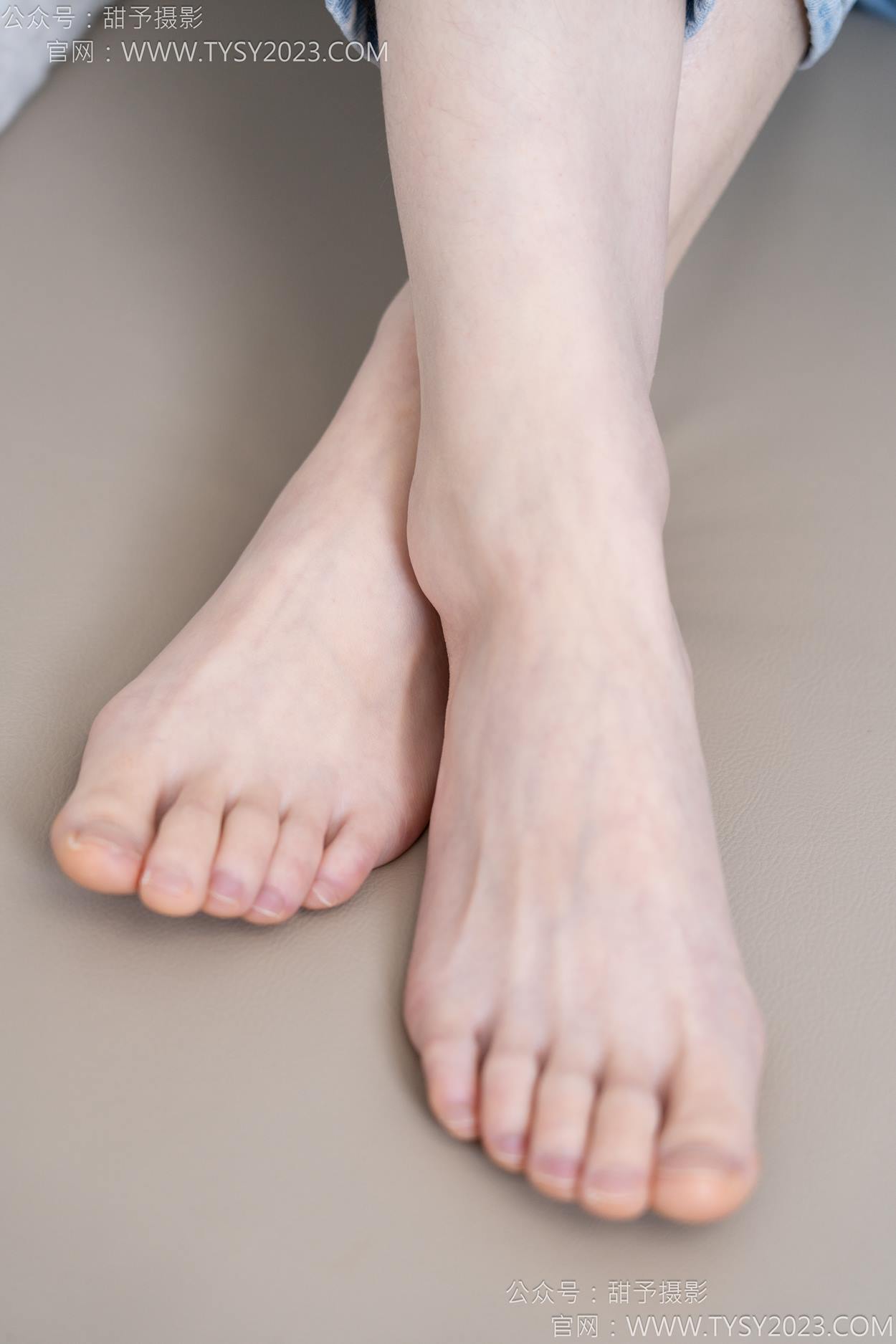 图片[96]-甜予摄影 NO.160 番茄-板鞋、印花棉袜、裸足[105P] – 速更版-美库