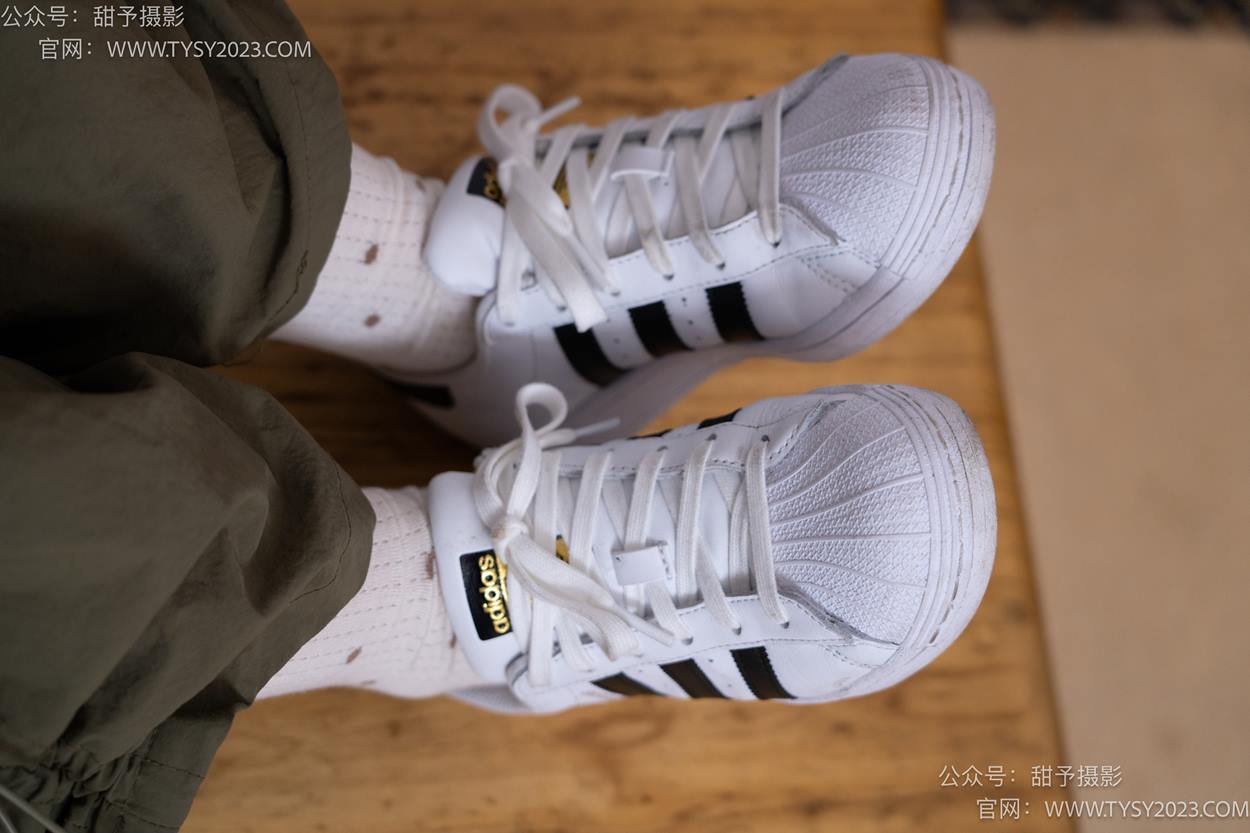 图片[10]-甜予摄影 NO.161 双双-板鞋、白棉袜、裸足[86P] – 速更版-美库