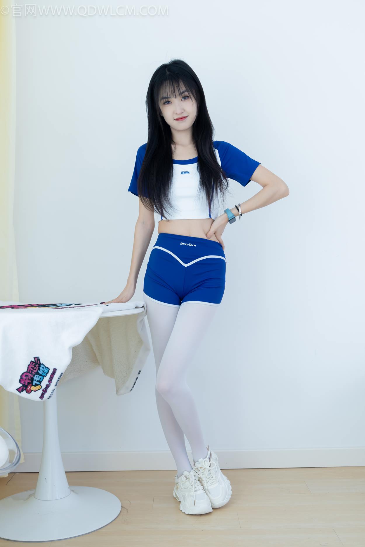 图片[10]-物恋传媒 NO.2334 嘉木-运动鞋、厚白丝、裸足、裸足[190P] – 速更版-美库