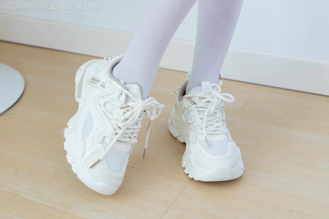 图片[19]-物恋传媒 NO.2334 嘉木-运动鞋、厚白丝、裸足、裸足[190P] – 速更版-美库