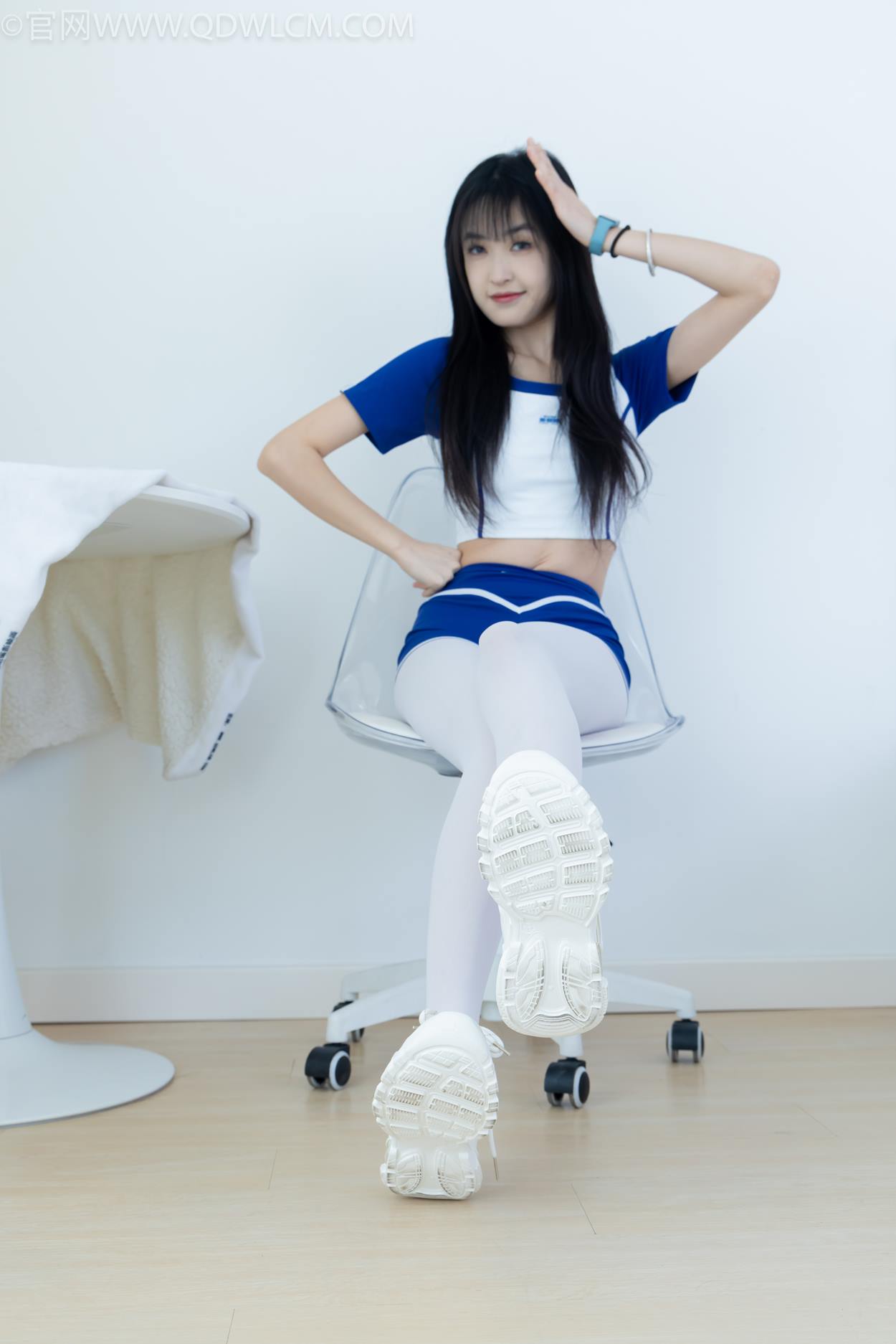 图片[28]-物恋传媒 NO.2334 嘉木-运动鞋、厚白丝、裸足、裸足[190P] – 速更版-美库