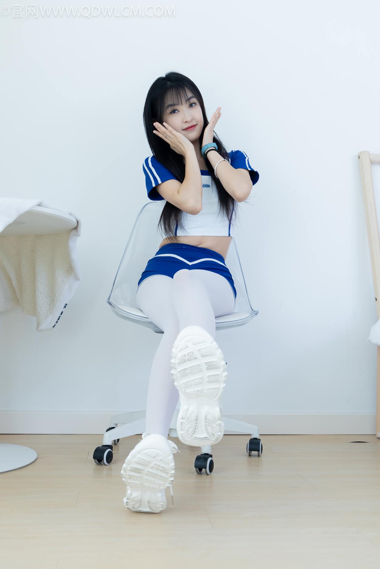 图片[29]-物恋传媒 NO.2334 嘉木-运动鞋、厚白丝、裸足、裸足[190P] – 速更版-美库