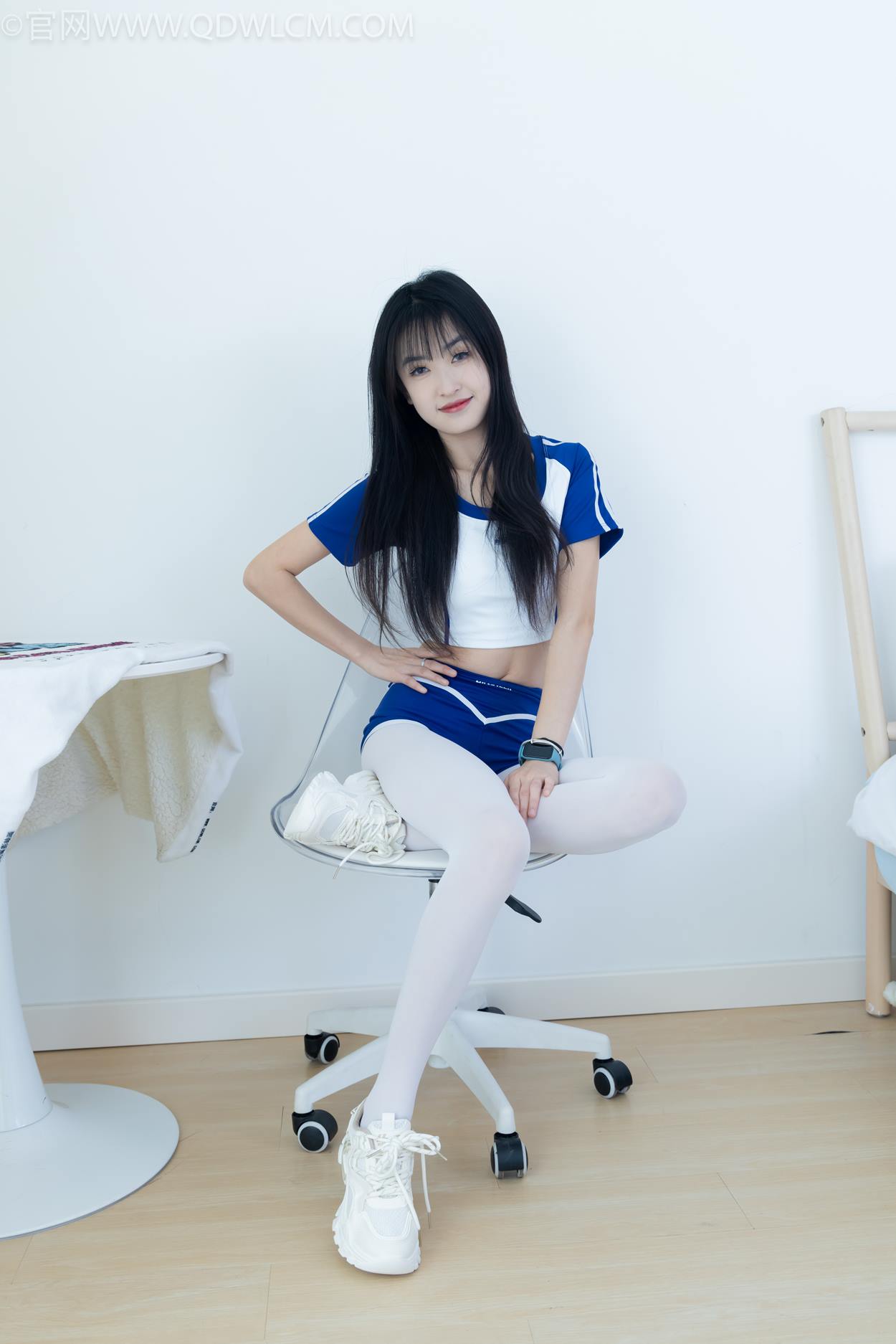 图片[40]-物恋传媒 NO.2334 嘉木-运动鞋、厚白丝、裸足、裸足[190P] – 速更版-美库