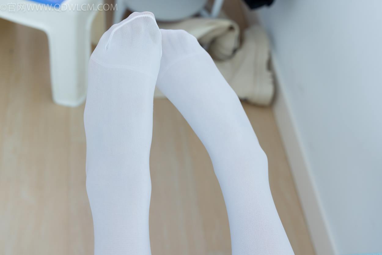 图片[46]-物恋传媒 NO.2334 嘉木-运动鞋、厚白丝、裸足、裸足[190P] – 速更版-美库