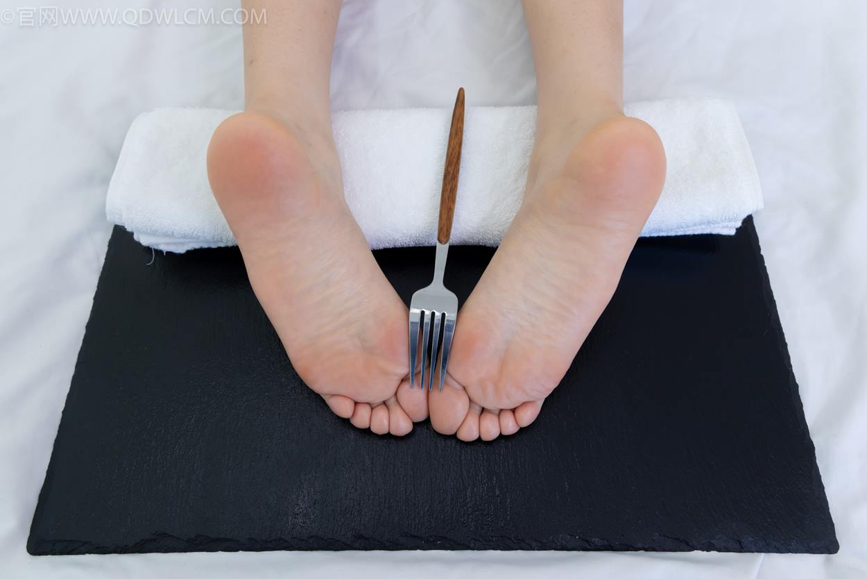 图片[69]-物恋传媒 NO.2334 嘉木-运动鞋、厚白丝、裸足、裸足[190P] – 速更版-美库