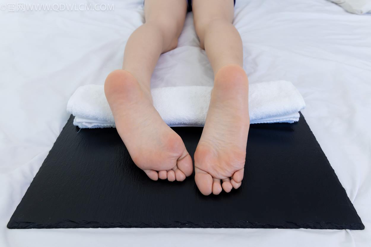 图片[85]-物恋传媒 NO.2334 嘉木-运动鞋、厚白丝、裸足、裸足[190P] – 速更版-美库