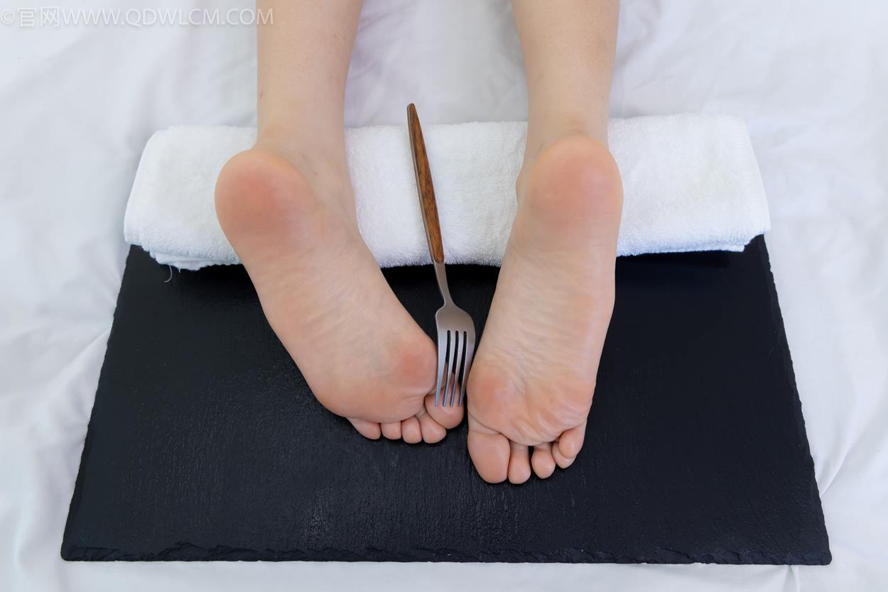 图片[89]-物恋传媒 NO.2334 嘉木-运动鞋、厚白丝、裸足、裸足[190P] – 速更版-美库