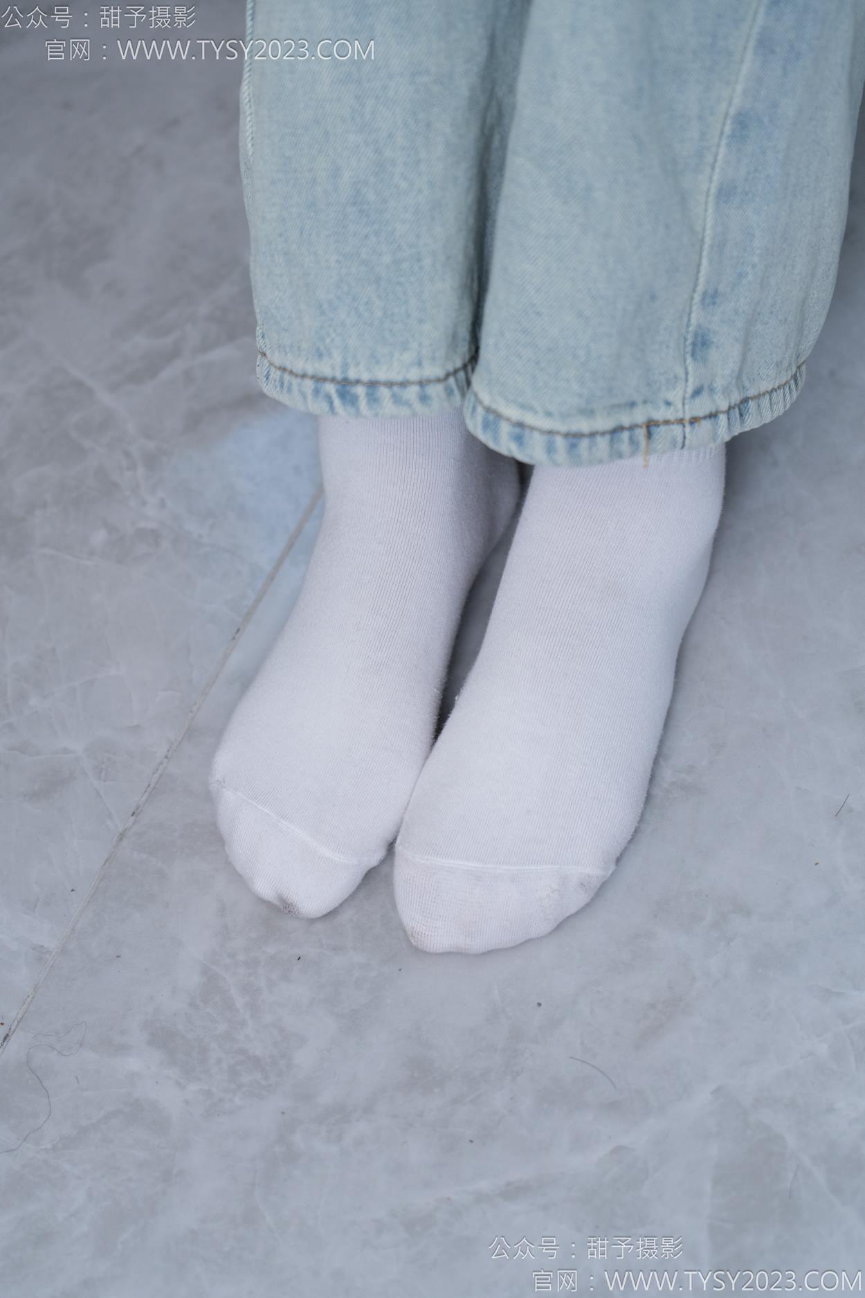 图片[24]-甜予摄影 NO.162 知知-皮鞋、白棉袜、裸足[84P] – 速更版-美库