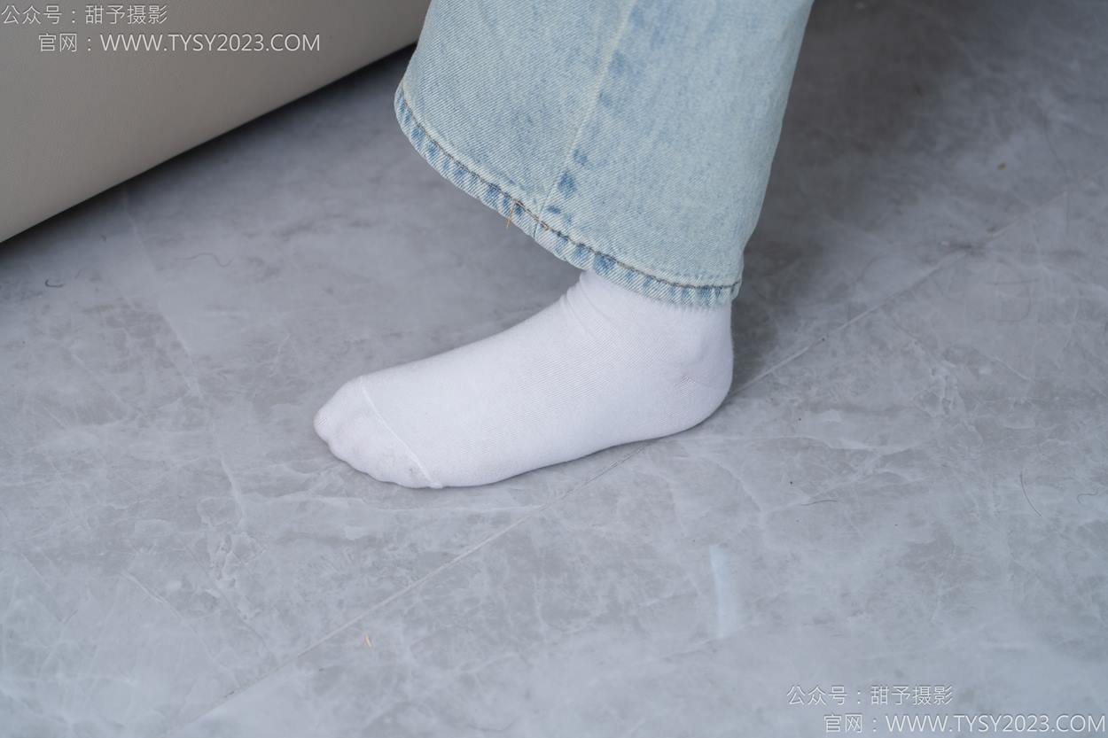 图片[34]-甜予摄影 NO.162 知知-皮鞋、白棉袜、裸足[84P] – 速更版-美库