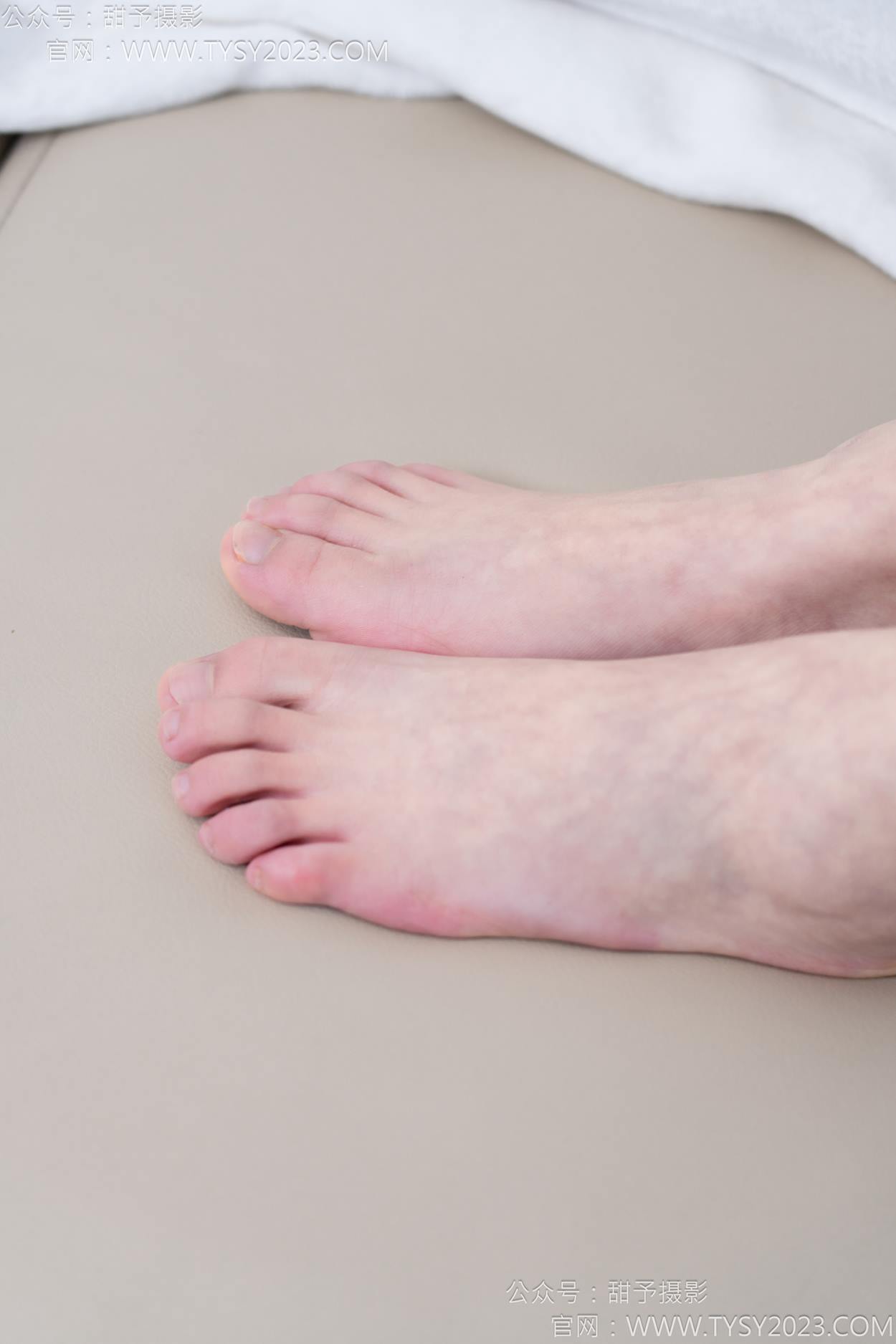 图片[75]-甜予摄影 NO.162 知知-皮鞋、白棉袜、裸足[84P] – 速更版-美库