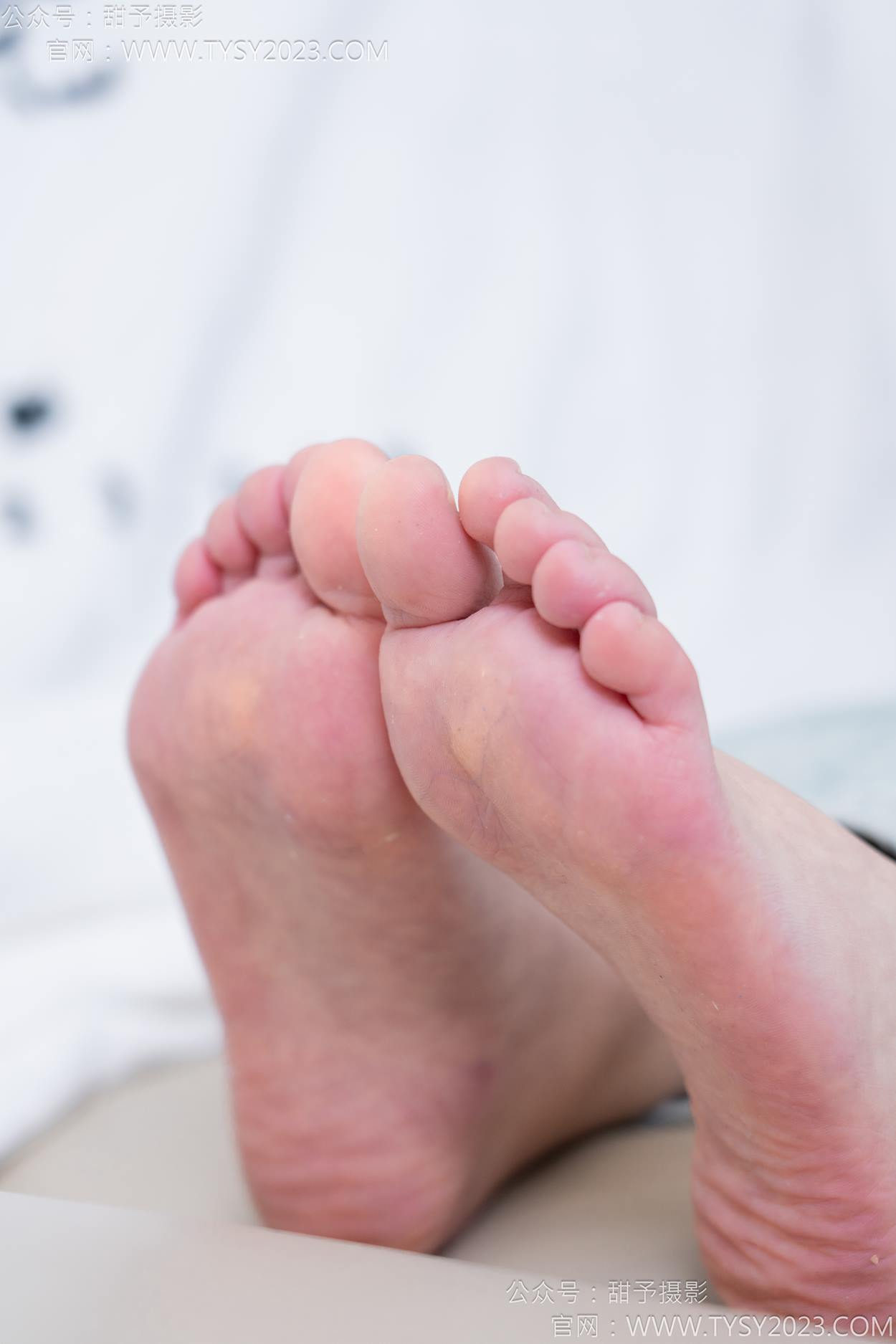 图片[82]-甜予摄影 NO.162 知知-皮鞋、白棉袜、裸足[84P] – 速更版-美库