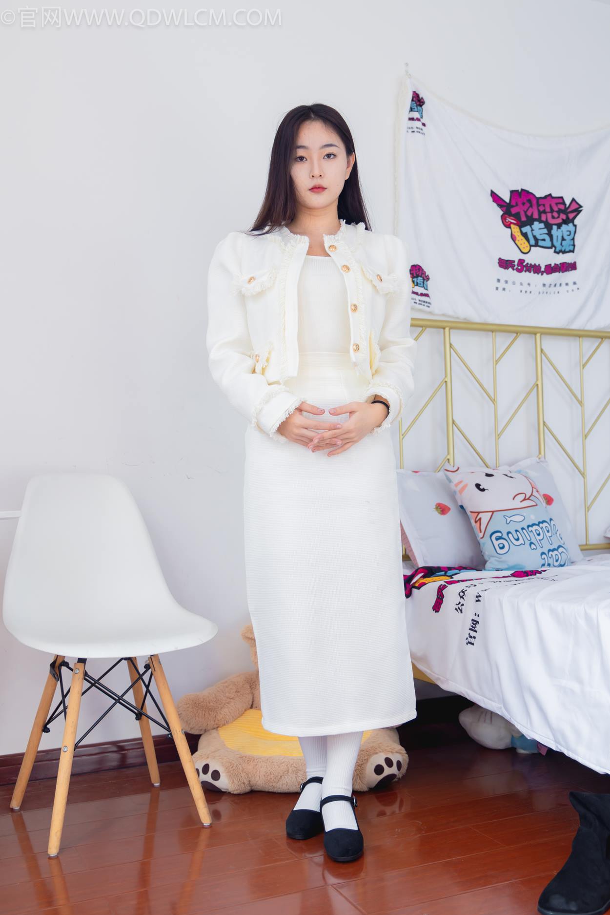 图片[16]-物恋传媒 NO.2335 美兔-布鞋、长靴、白棉袜、薄肉丝[175P] – 速更版-美库