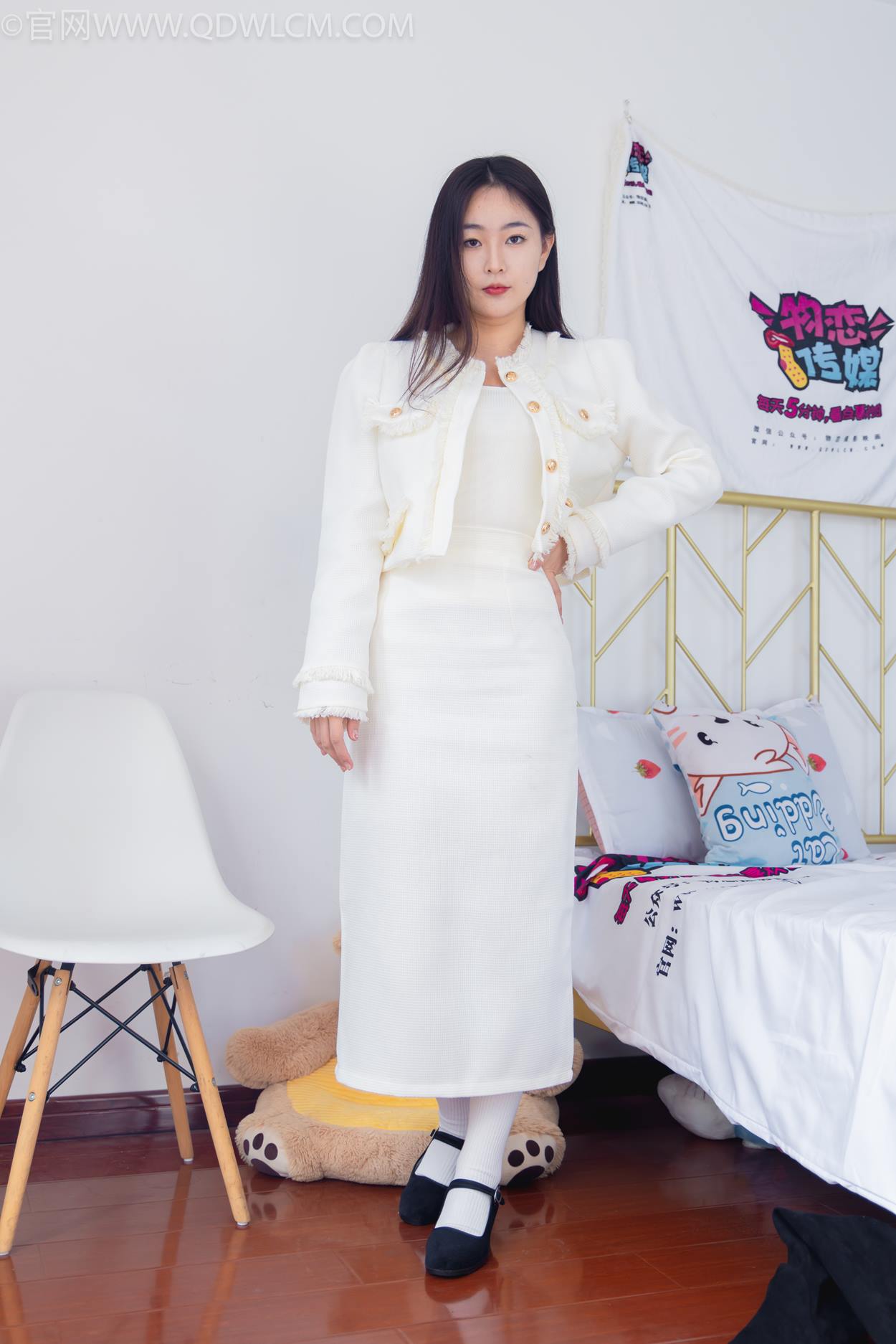 图片[22]-物恋传媒 NO.2335 美兔-布鞋、长靴、白棉袜、薄肉丝[175P] – 速更版-美库