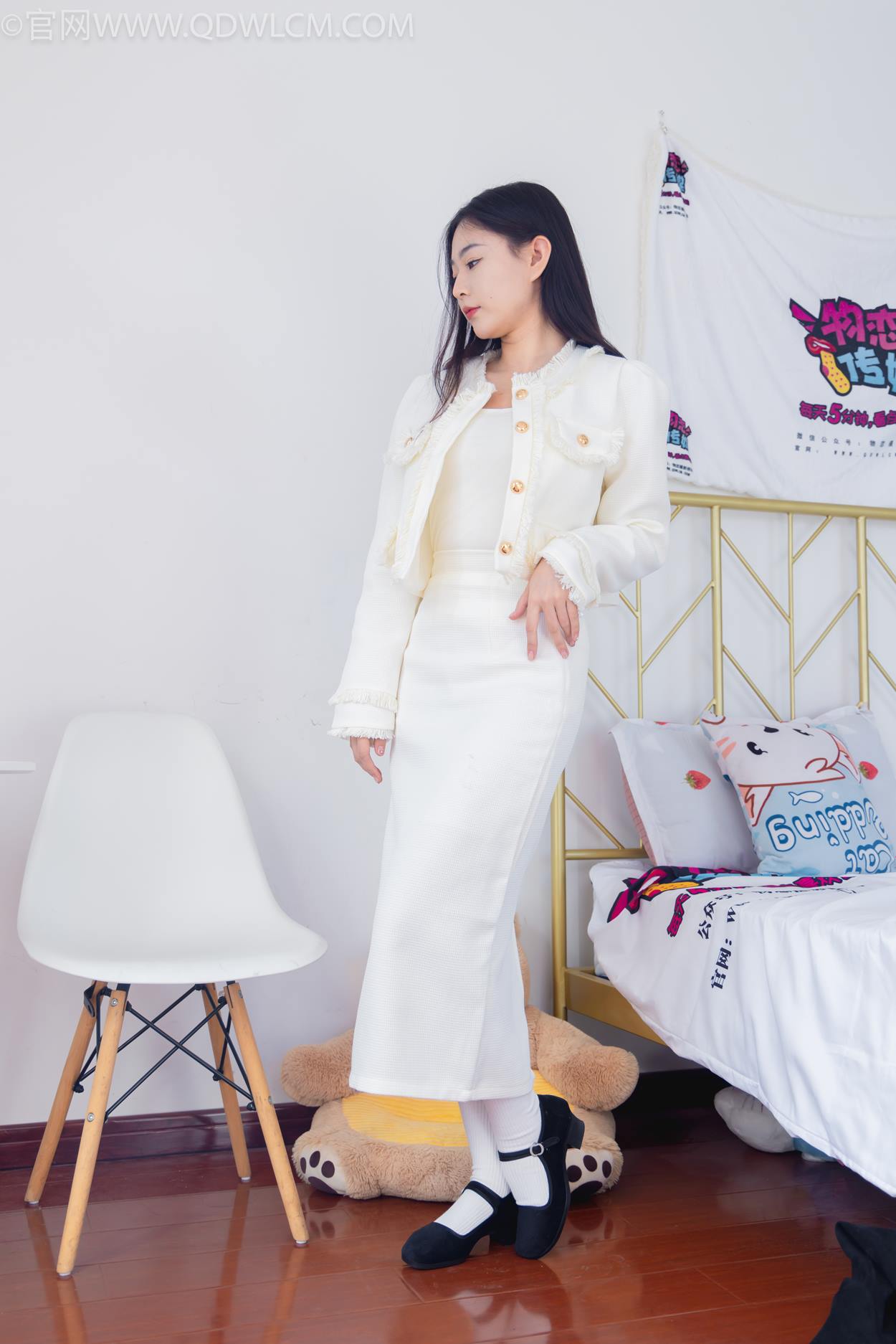 图片[24]-物恋传媒 NO.2335 美兔-布鞋、长靴、白棉袜、薄肉丝[175P] – 速更版-美库