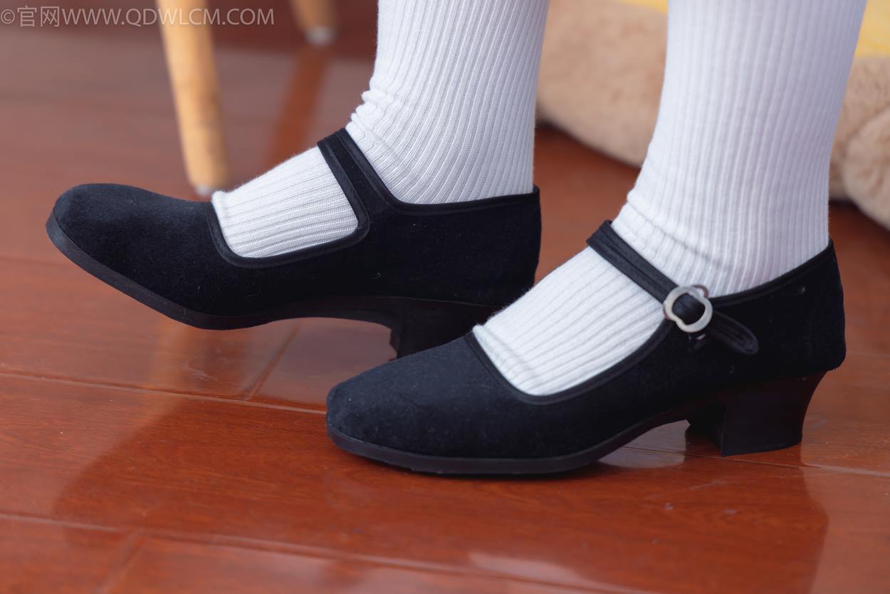 图片[37]-物恋传媒 NO.2335 美兔-布鞋、长靴、白棉袜、薄肉丝[175P] – 速更版-美库