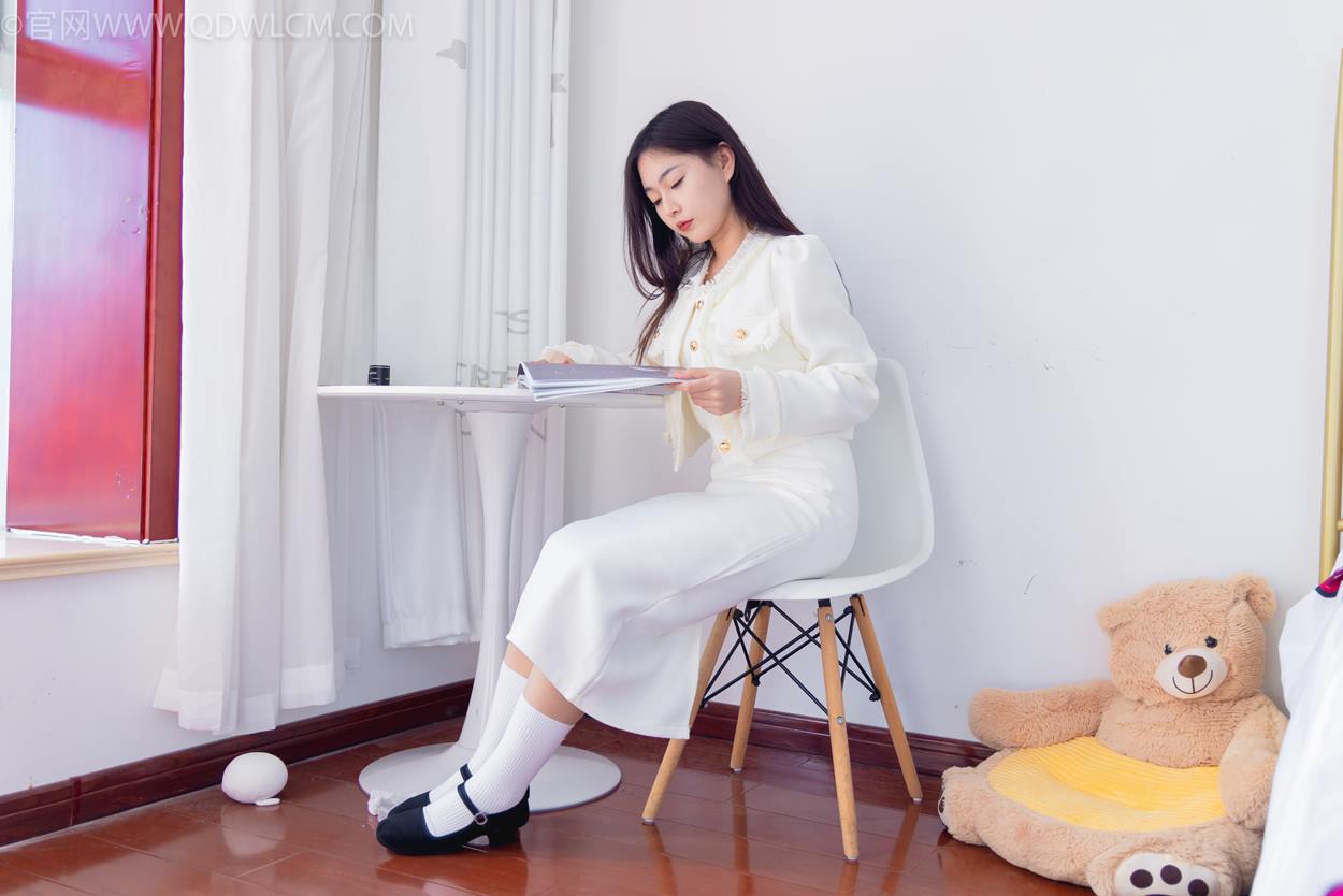 图片[47]-物恋传媒 NO.2335 美兔-布鞋、长靴、白棉袜、薄肉丝[175P] – 速更版-美库