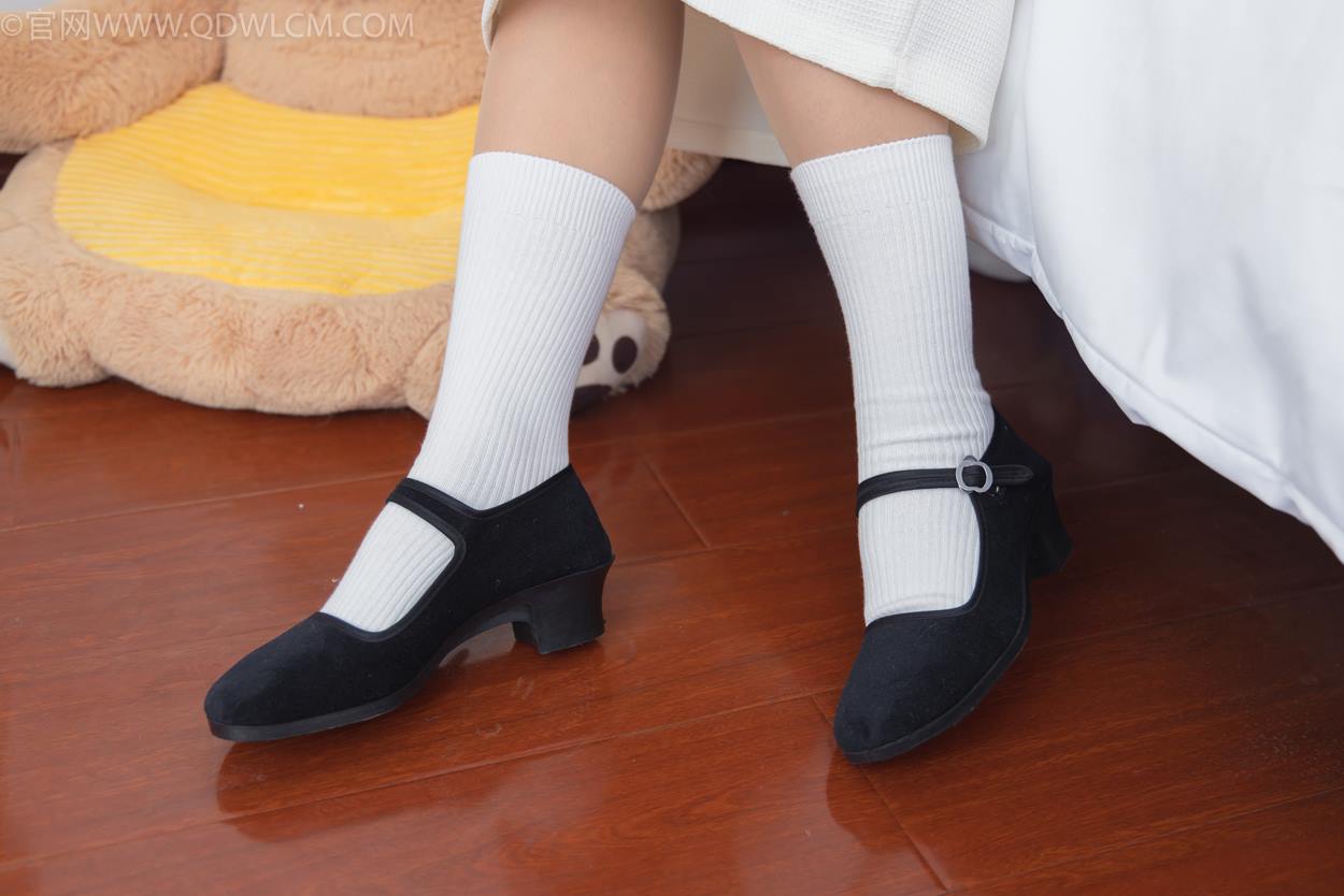 图片[59]-物恋传媒 NO.2335 美兔-布鞋、长靴、白棉袜、薄肉丝[175P] – 速更版-美库