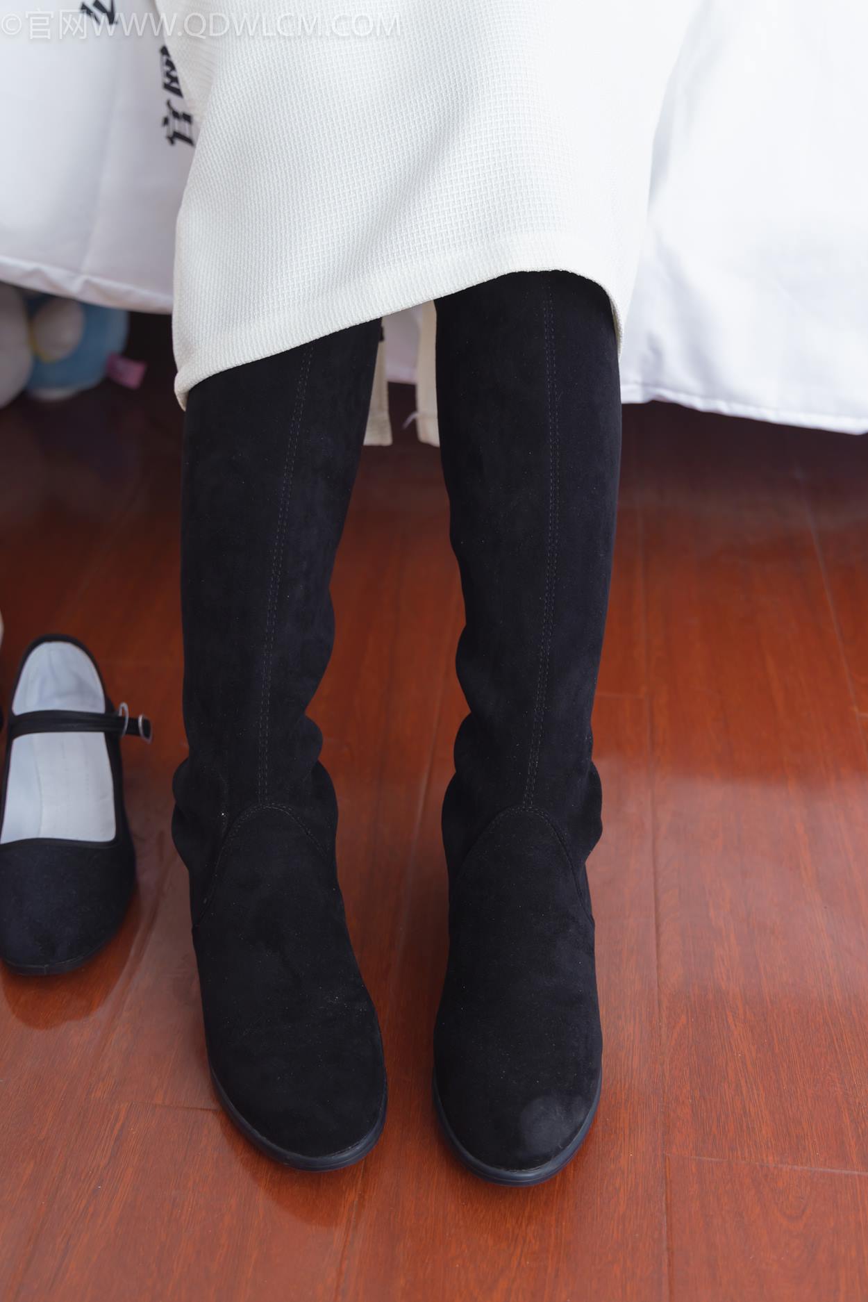 图片[74]-物恋传媒 NO.2335 美兔-布鞋、长靴、白棉袜、薄肉丝[175P] – 速更版-美库