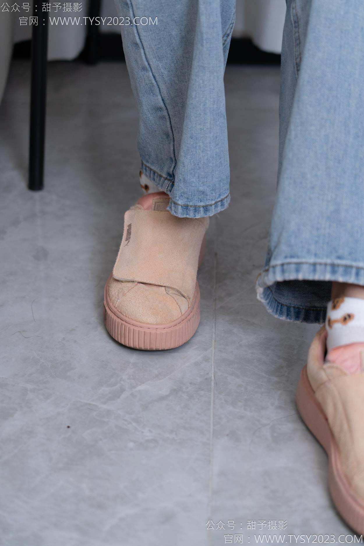 图片[16]-甜予摄影 NO.163 娃娃-板鞋、白棉袜、裸足[90P] – 速更版-美库