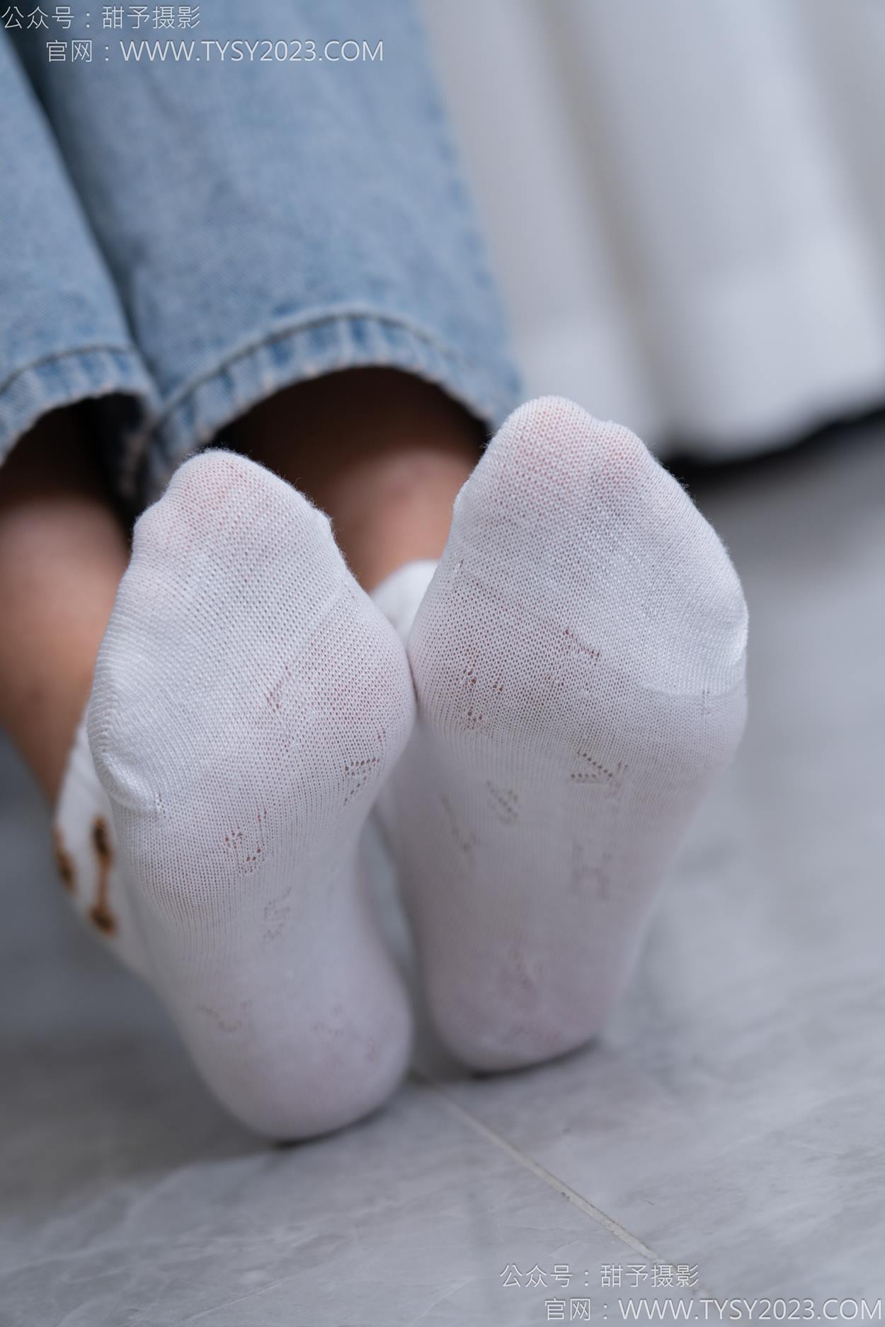 图片[33]-甜予摄影 NO.163 娃娃-板鞋、白棉袜、裸足[90P] – 速更版-美库
