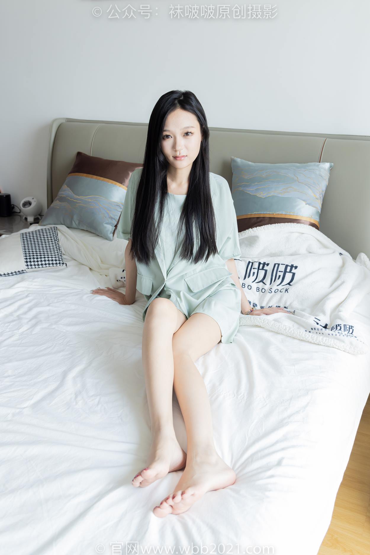 图片[106]-[BoBoSocks袜啵啵]NO.526 焦糖-三双高跟鞋、薄肉丝（脚尖透明款）、裸足（红色美甲）（花絮版）[105P] – 速更版-美库