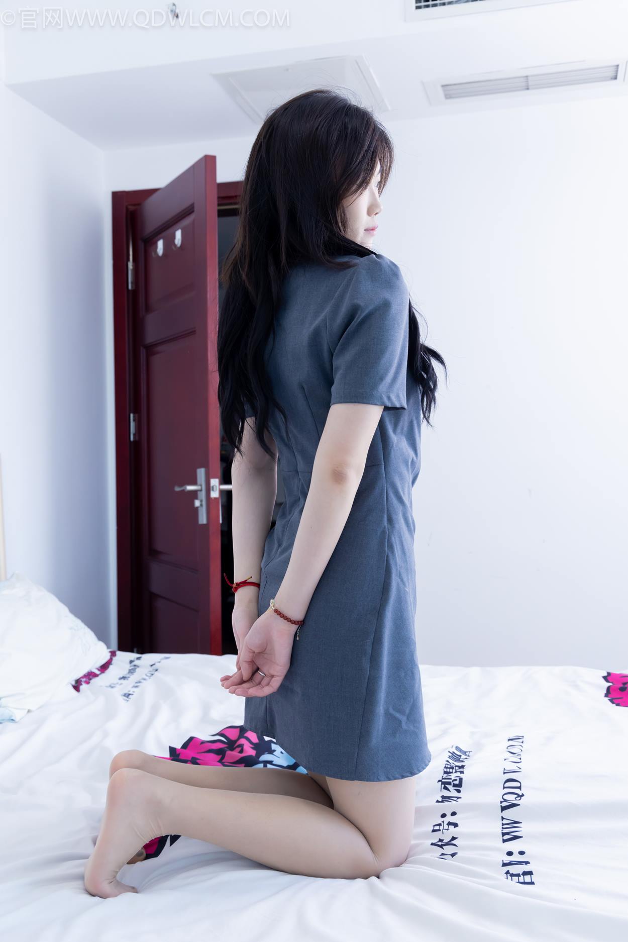 图片[33]-物恋传媒 NO.2336 樱桃-三双高跟鞋、薄肉丝、裸足[128P] – 速更版-美库